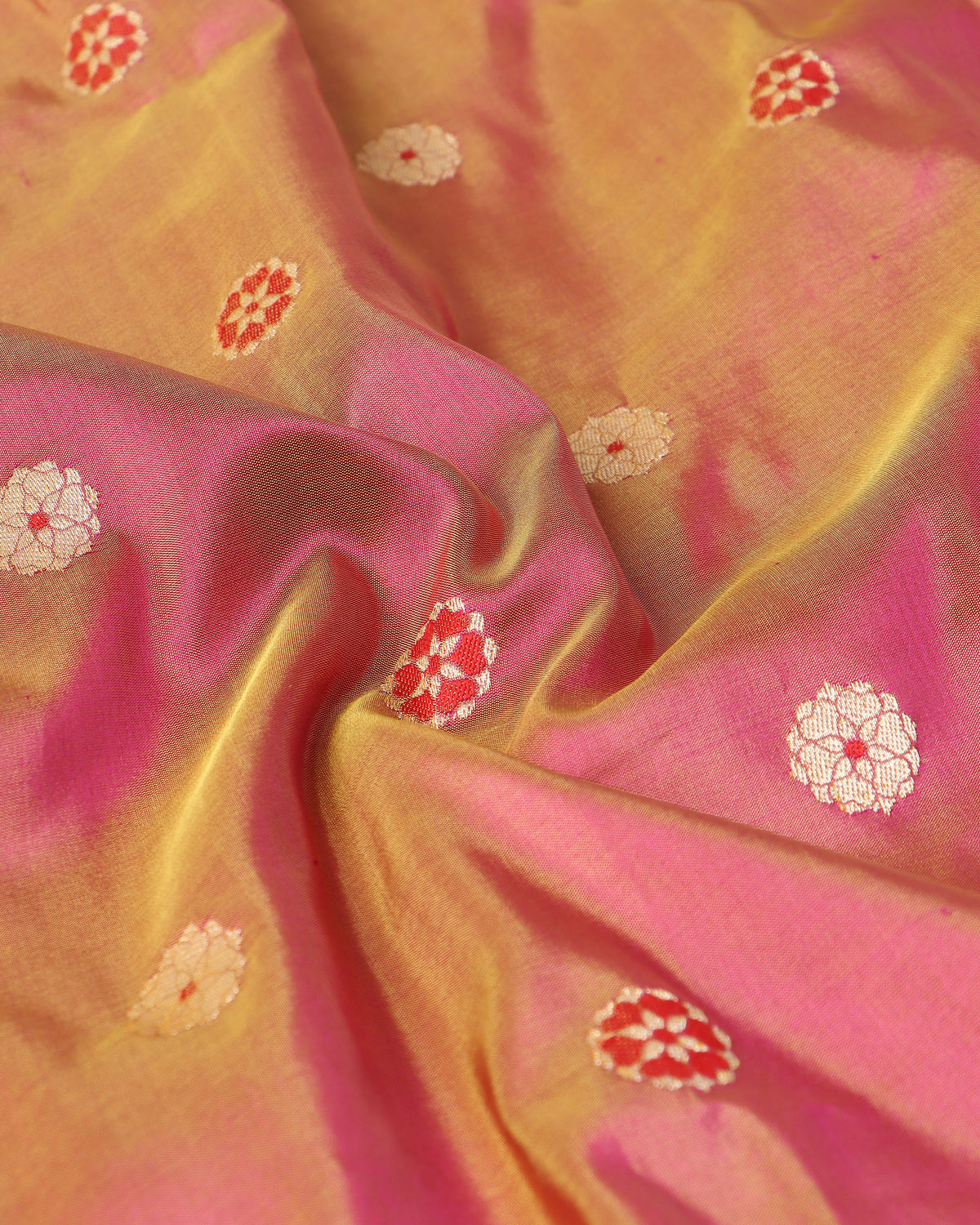 Nira Banarasi Kadwa Silk Saree