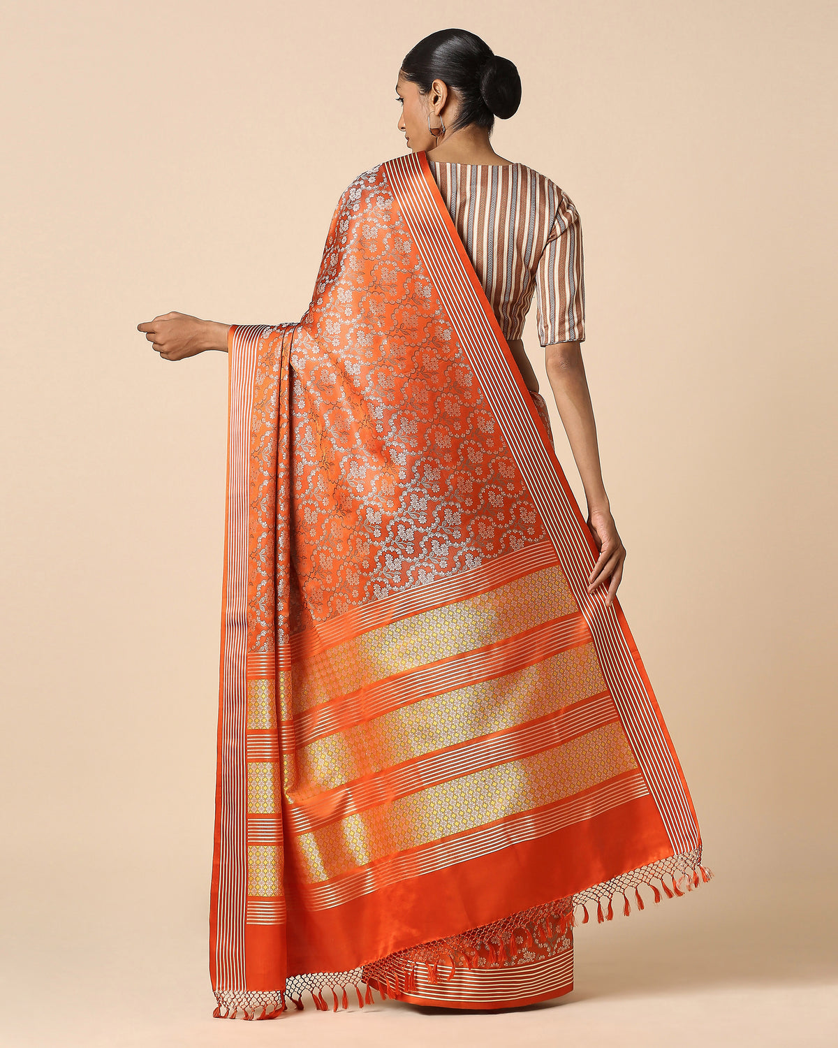 Devon Banarasi Tanchoi Silk Saree
