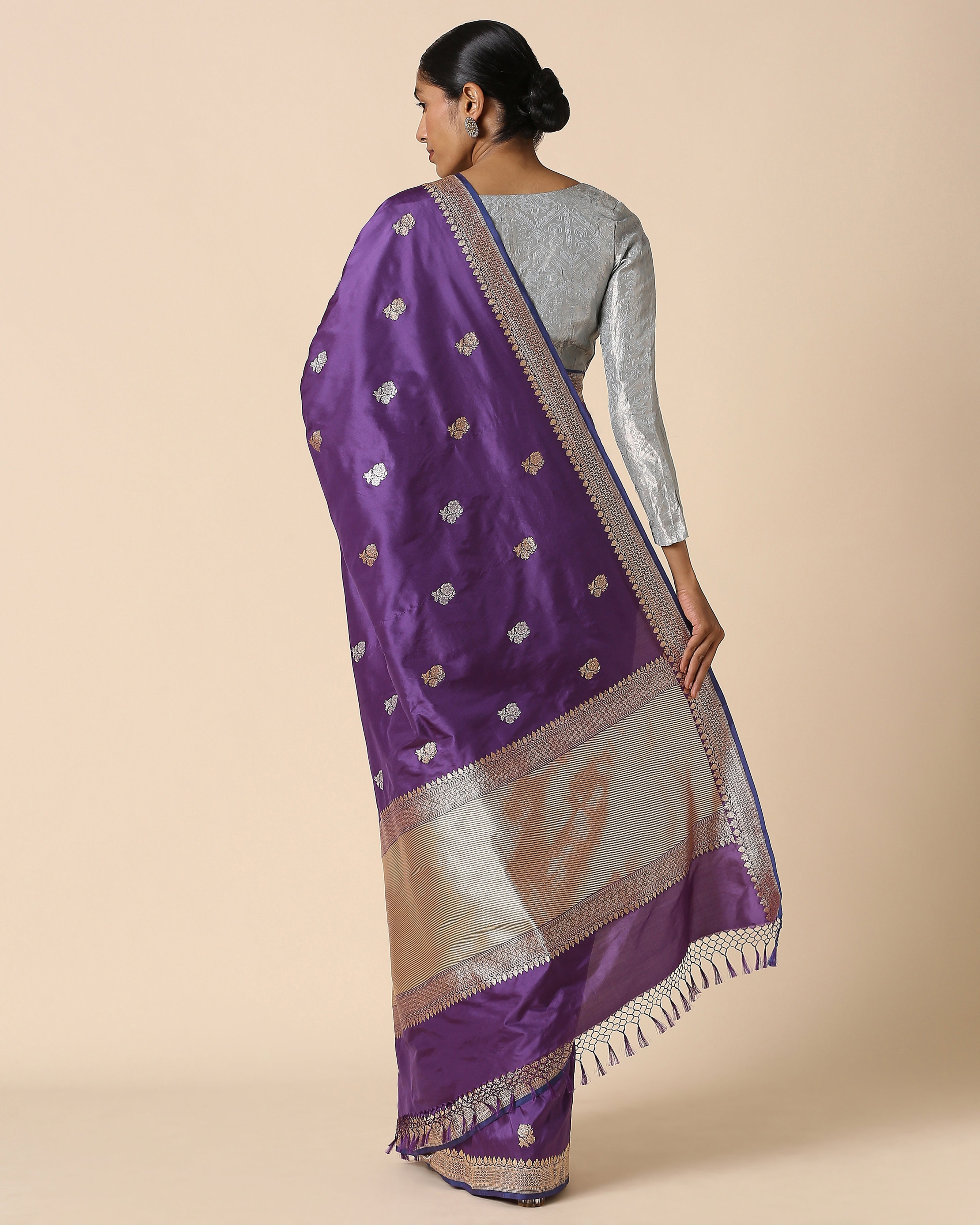 Bhavanya Banarasi Kadwa Silk Saree