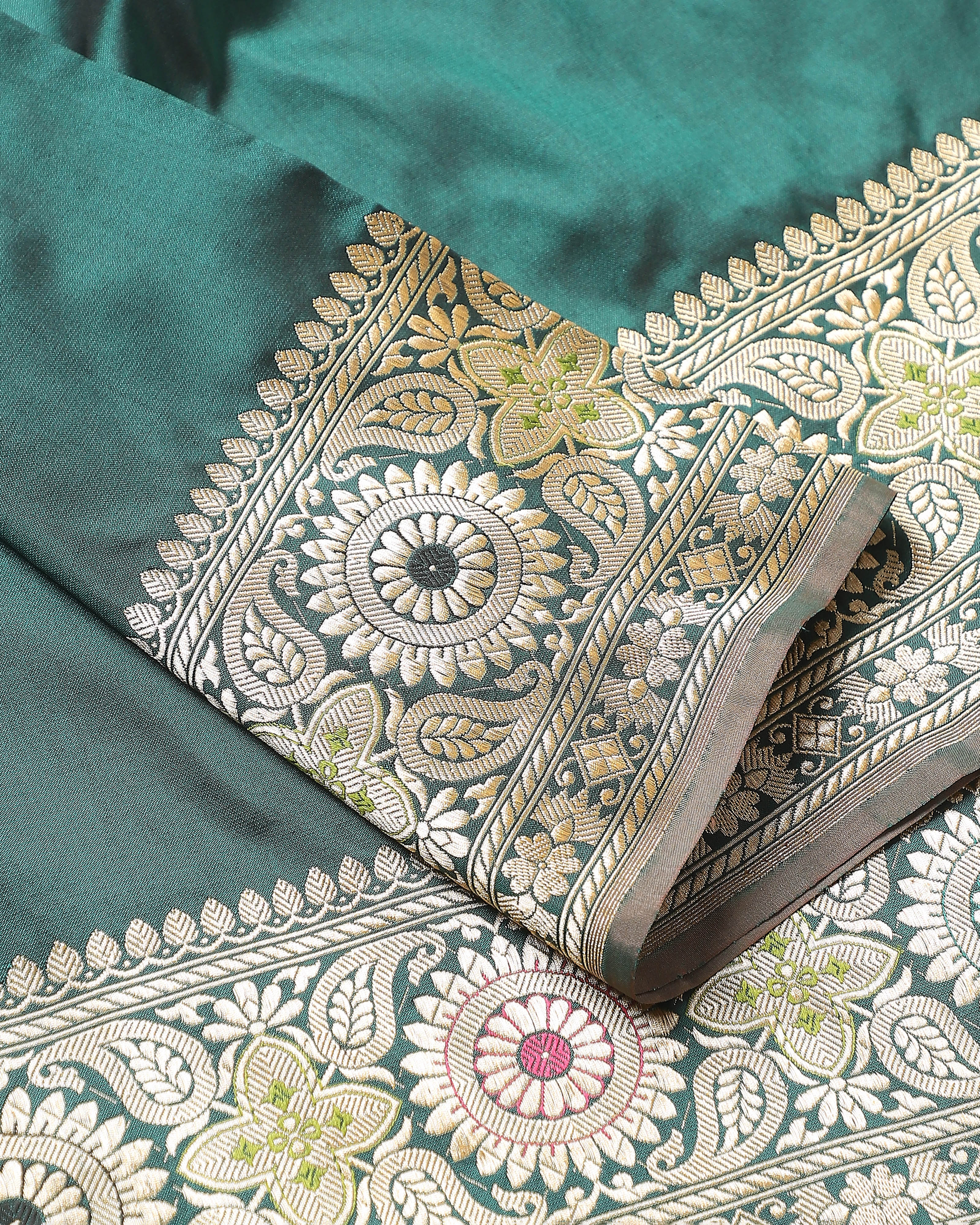 Kripa Banarasi Kadwa Silk Saree
