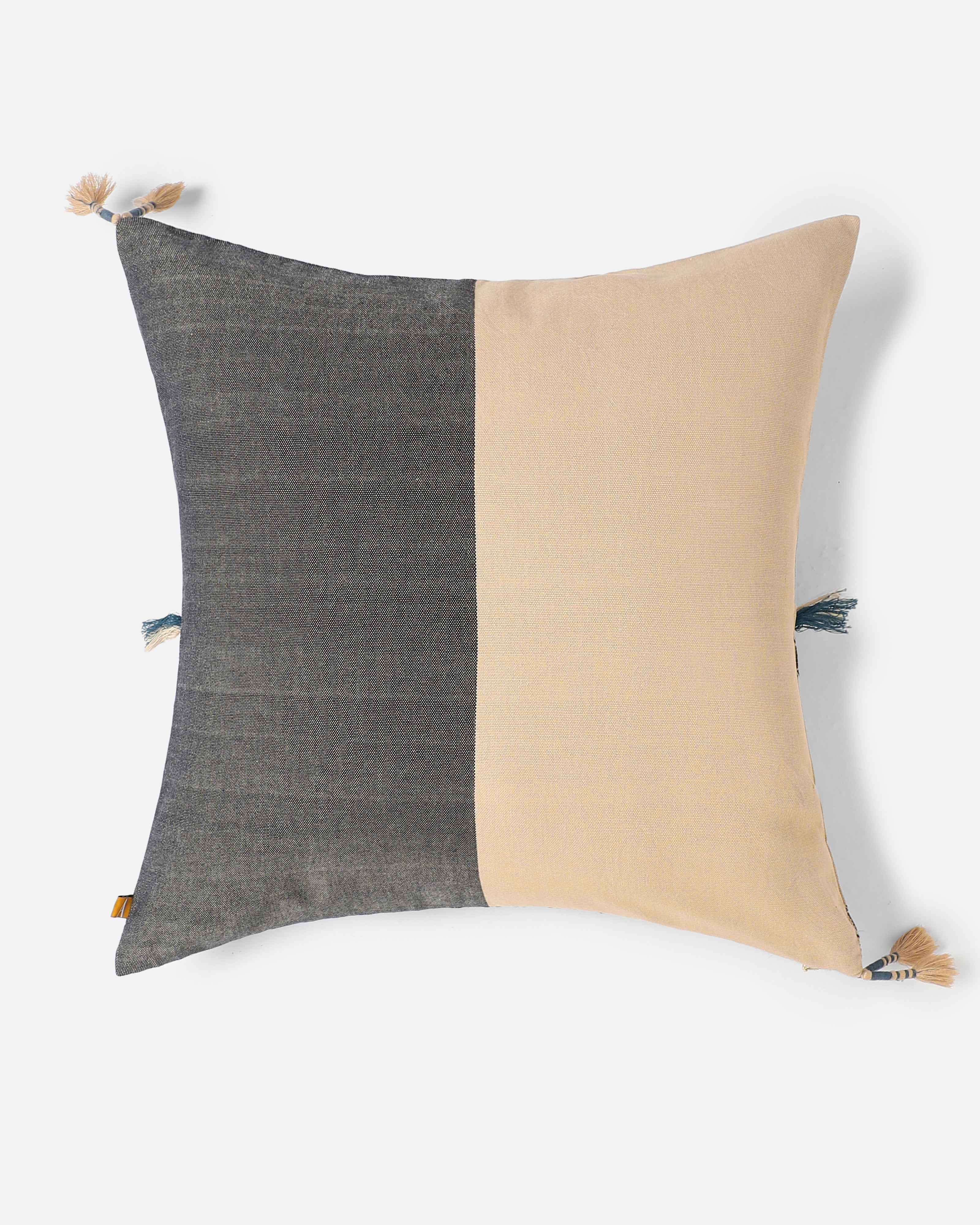 Matiari Bhujodi Extra Weft Cotton Cushion Cover