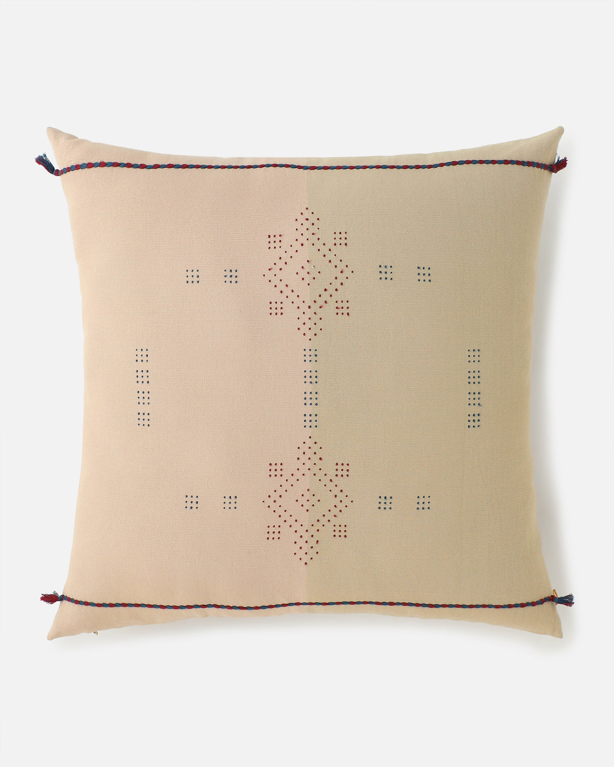 Tanga Bhujodi Tangalia Cotton Cushion Cover