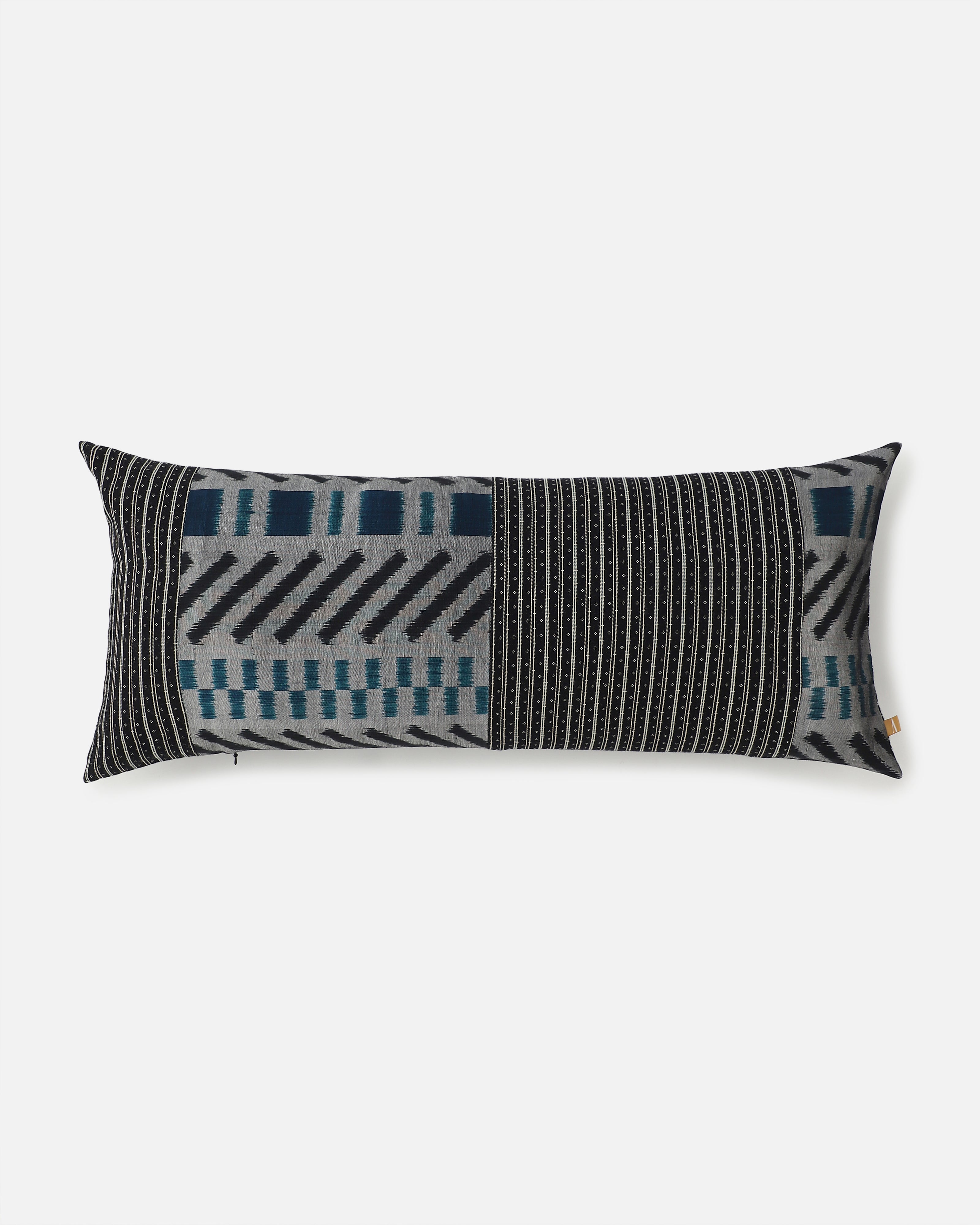 Zune Pochampally Weft Ikat Cotton Silk Cushion Cover