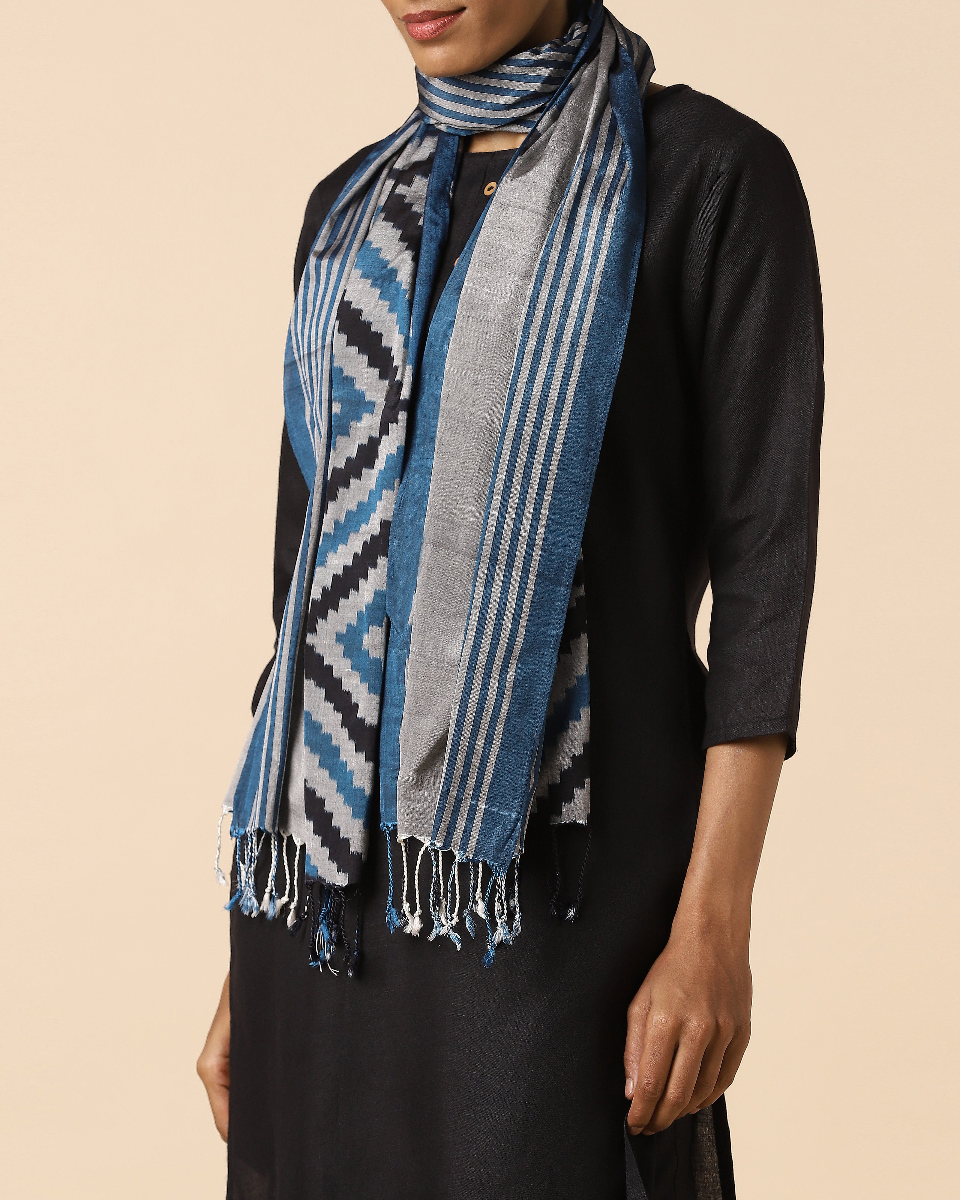 Amaha Pochampally Warp Ikat Silk Cotton Stole