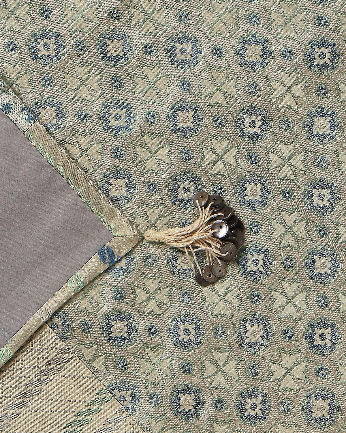 Auron Banarasi Tanchoi Silk Table Runner