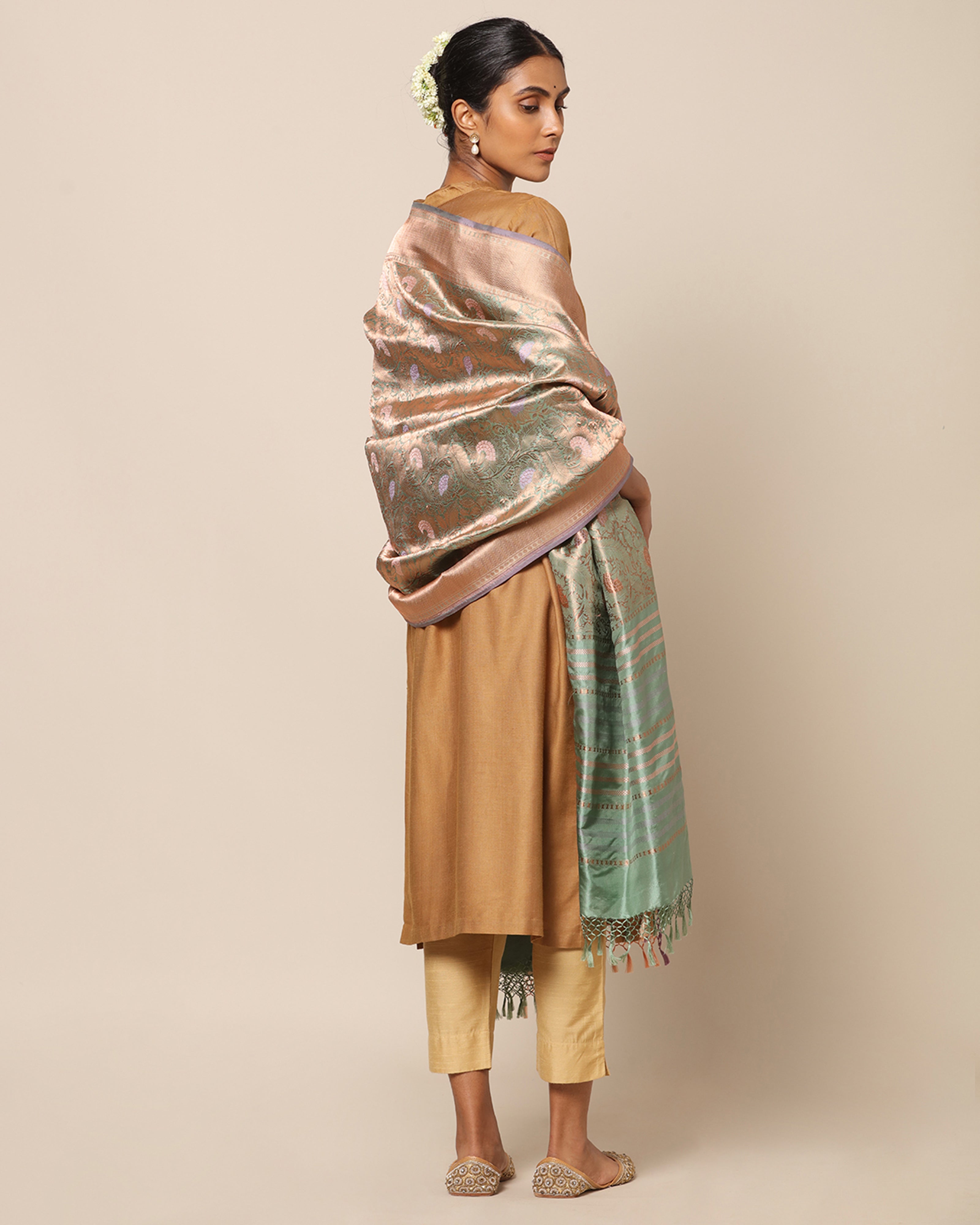 Tara Banarasi Fekwa Silk Dupatta