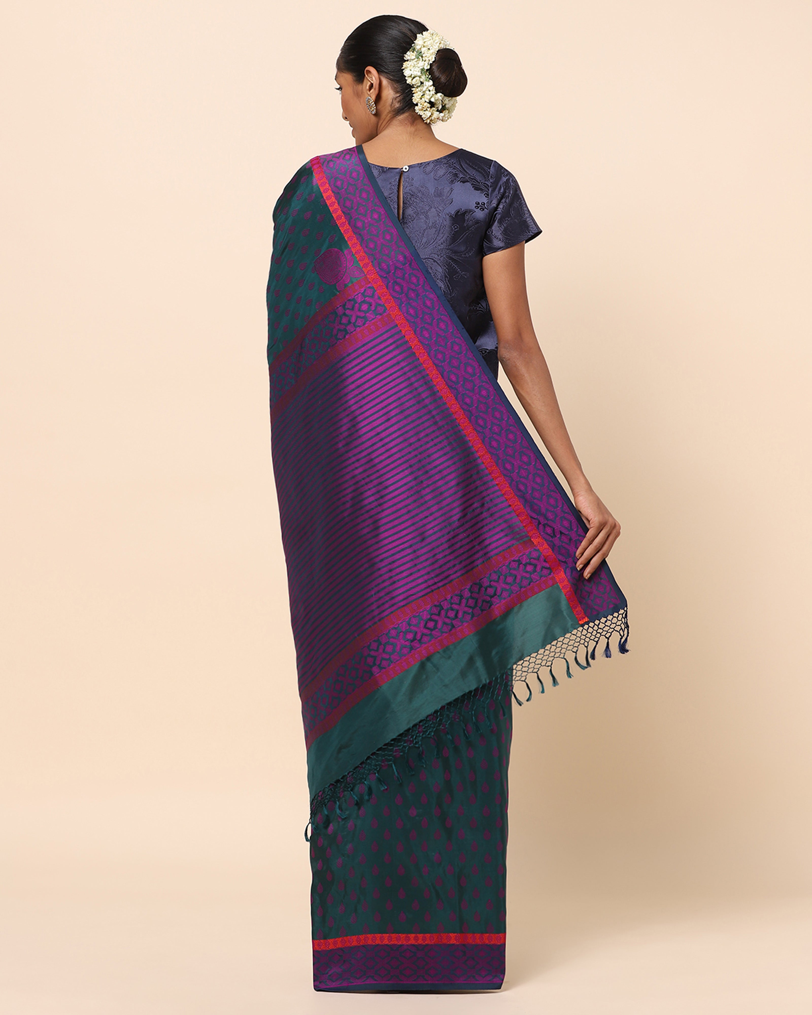 Lucknow Banarasi Fekwa Silk Saree