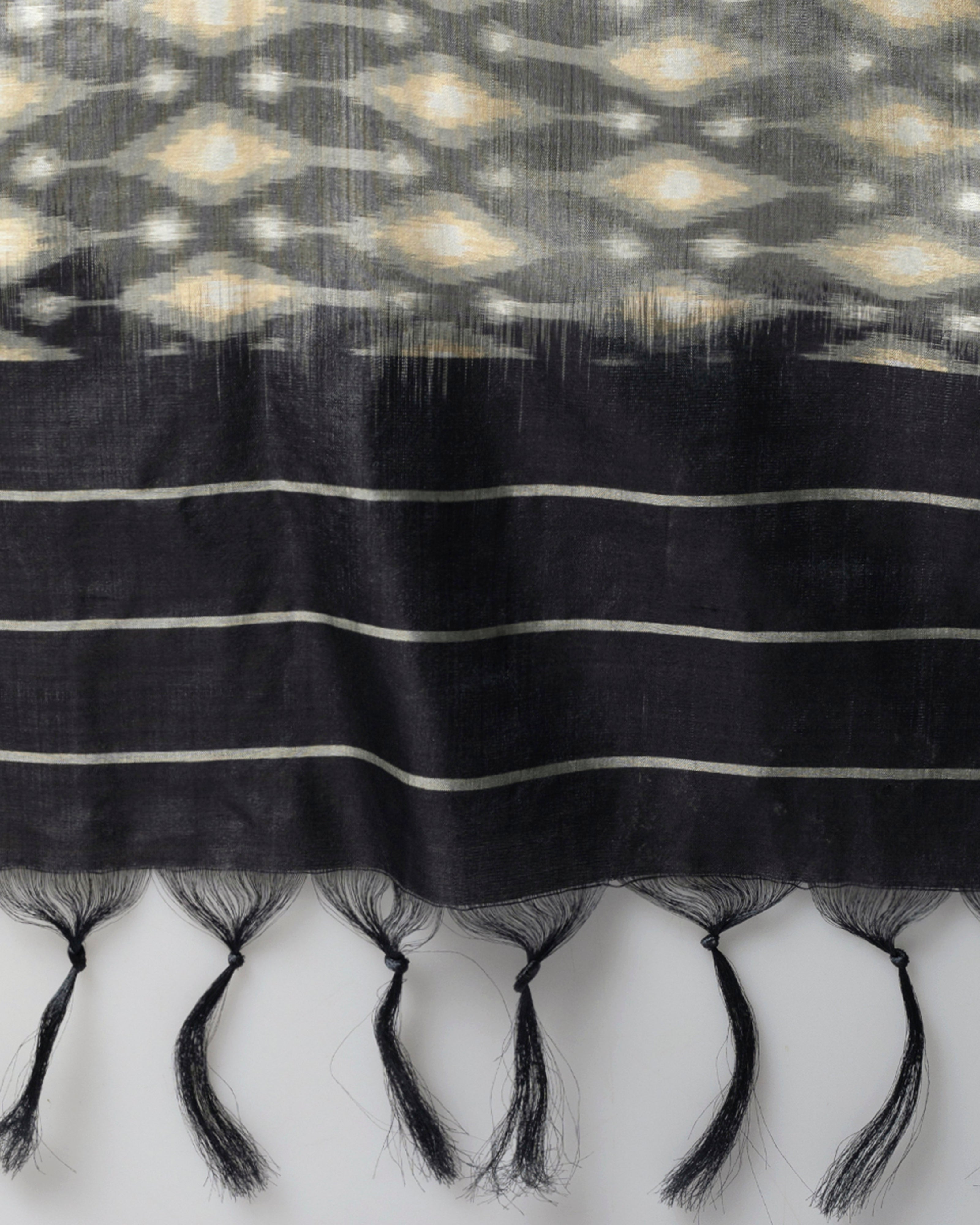 Paragon Pochampally Weft Ikat Silk Stole