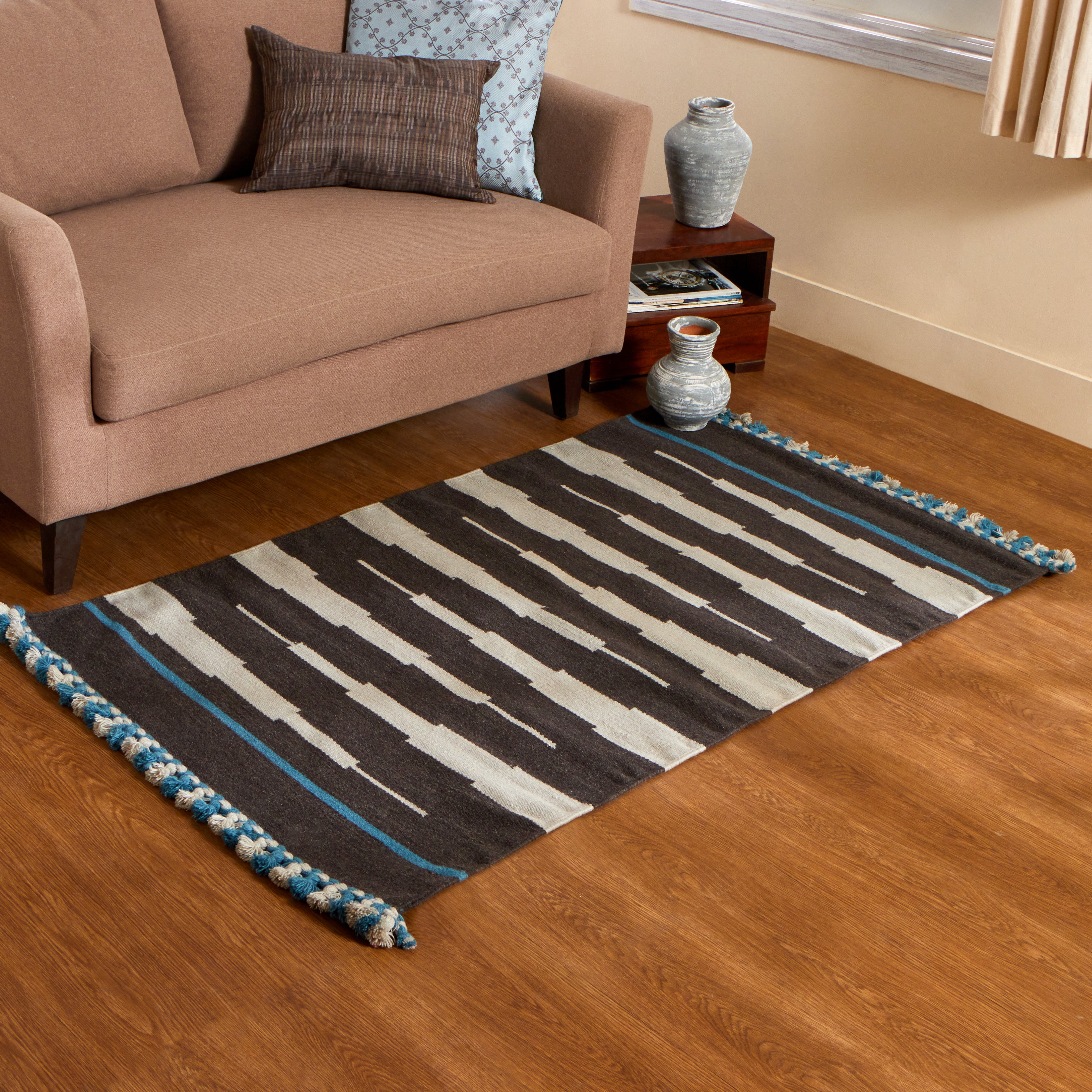 Apache Bhujodi Kharad Cotton Wool Rug