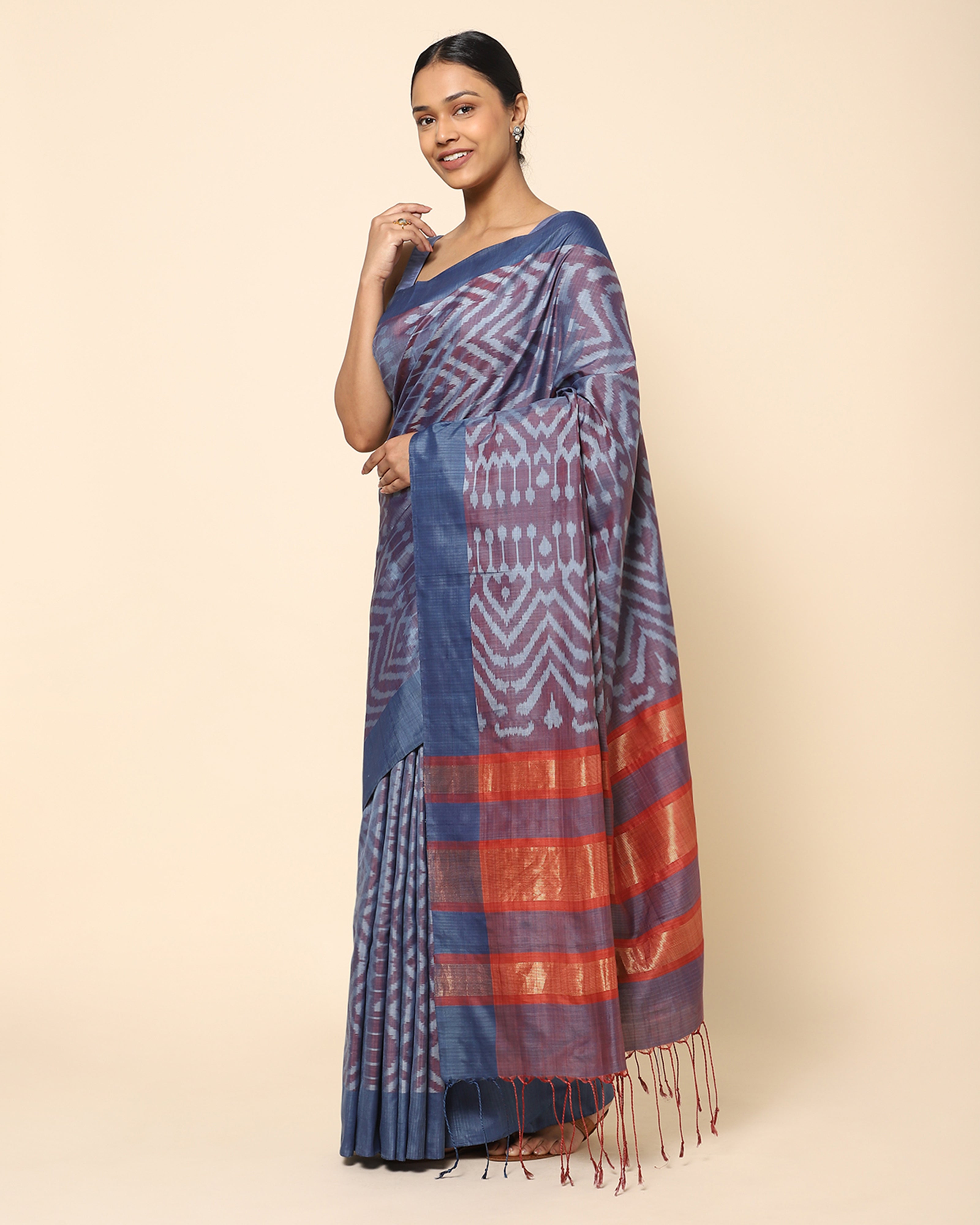 Dupa Pochampally Warp Ikat Silk Saree