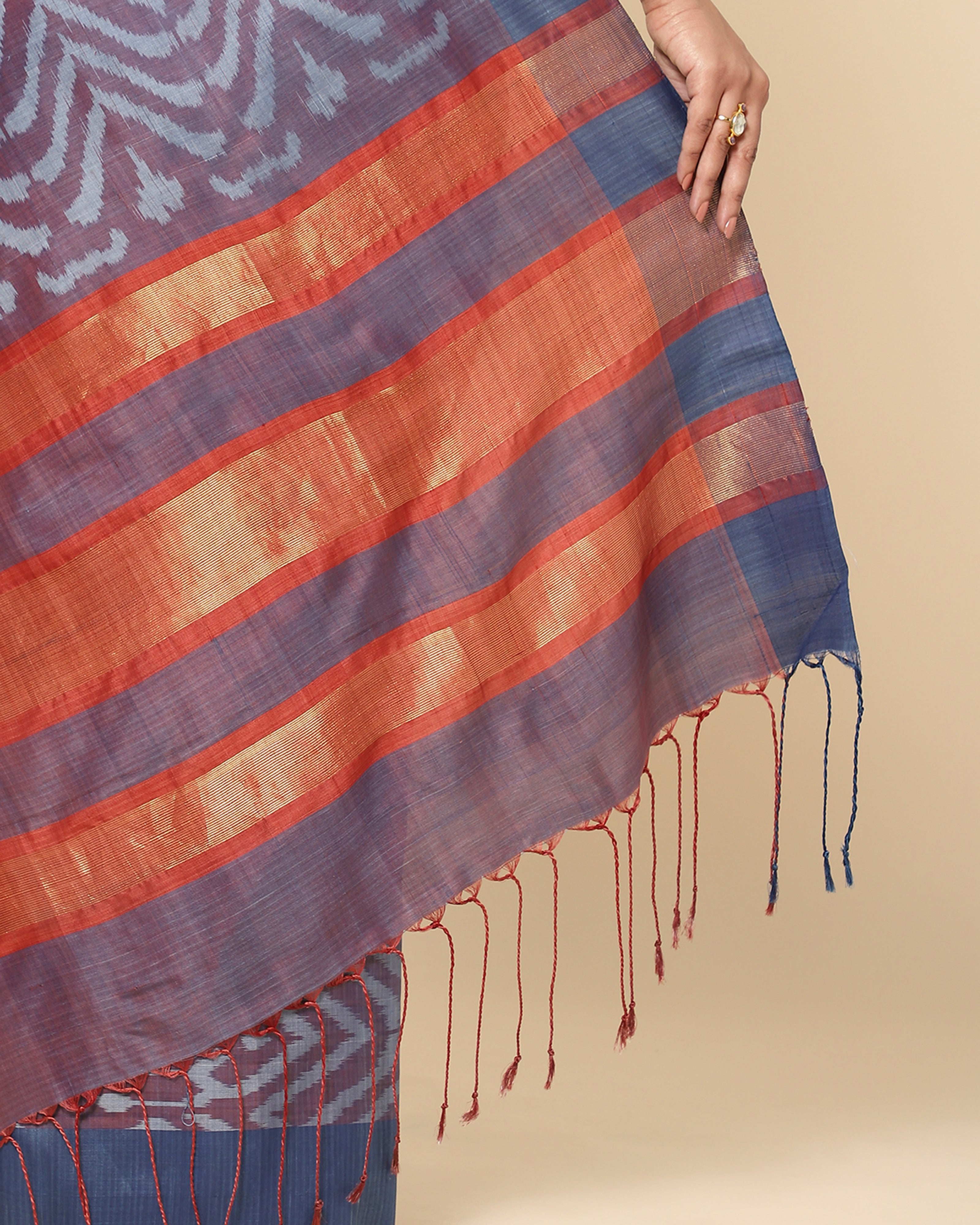 Dupa Pochampally Warp Ikat Silk Saree