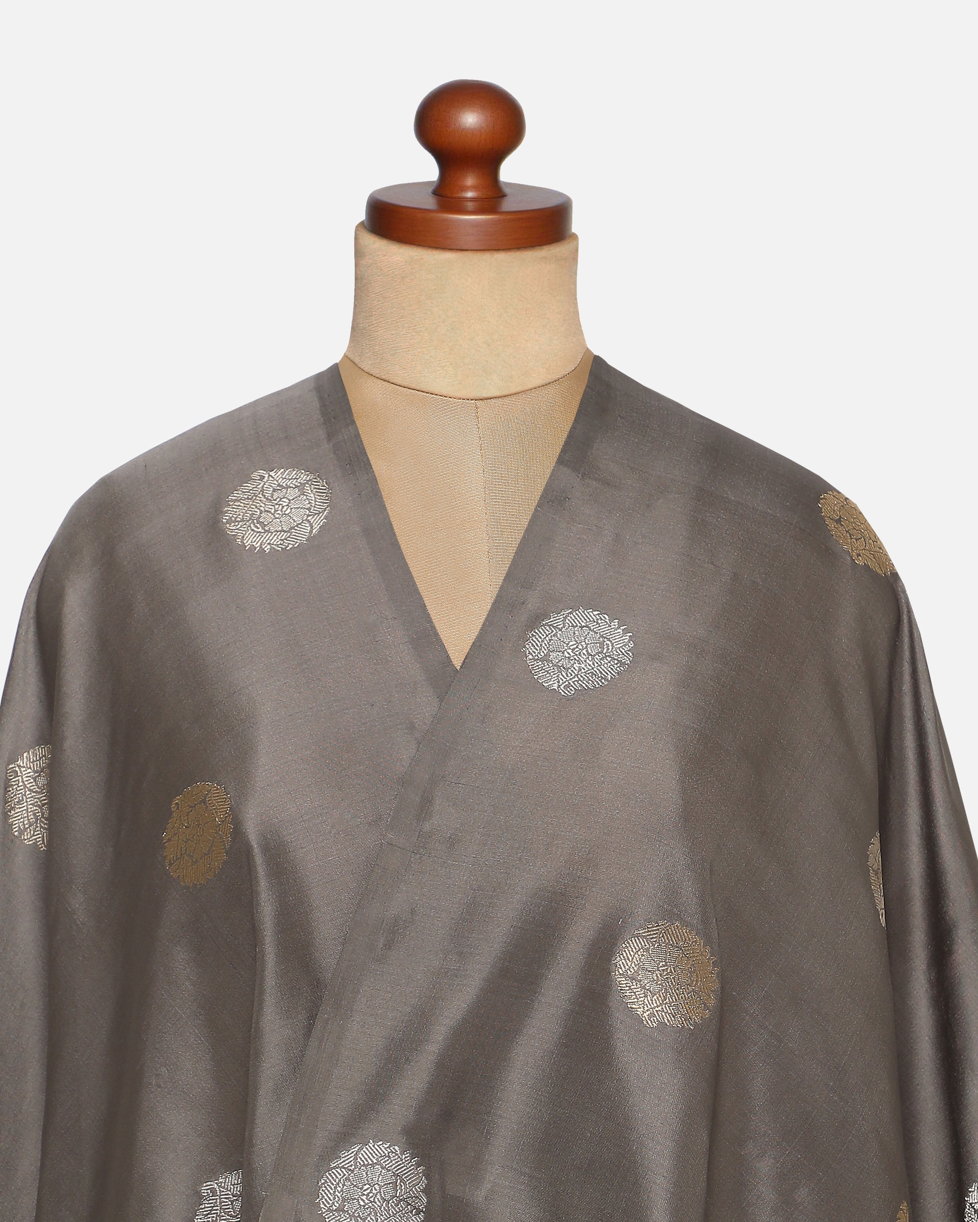 Mridu Banarasi Kadwa Silk Suit Fabric