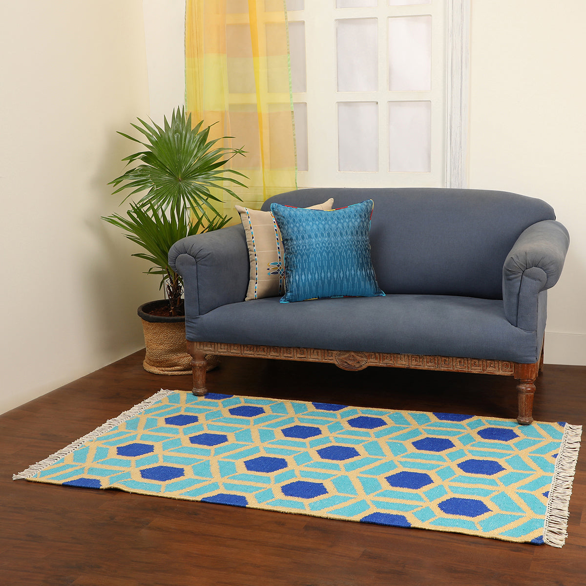 Honey Bee Bhadohi Panja Silk Cotton Rug