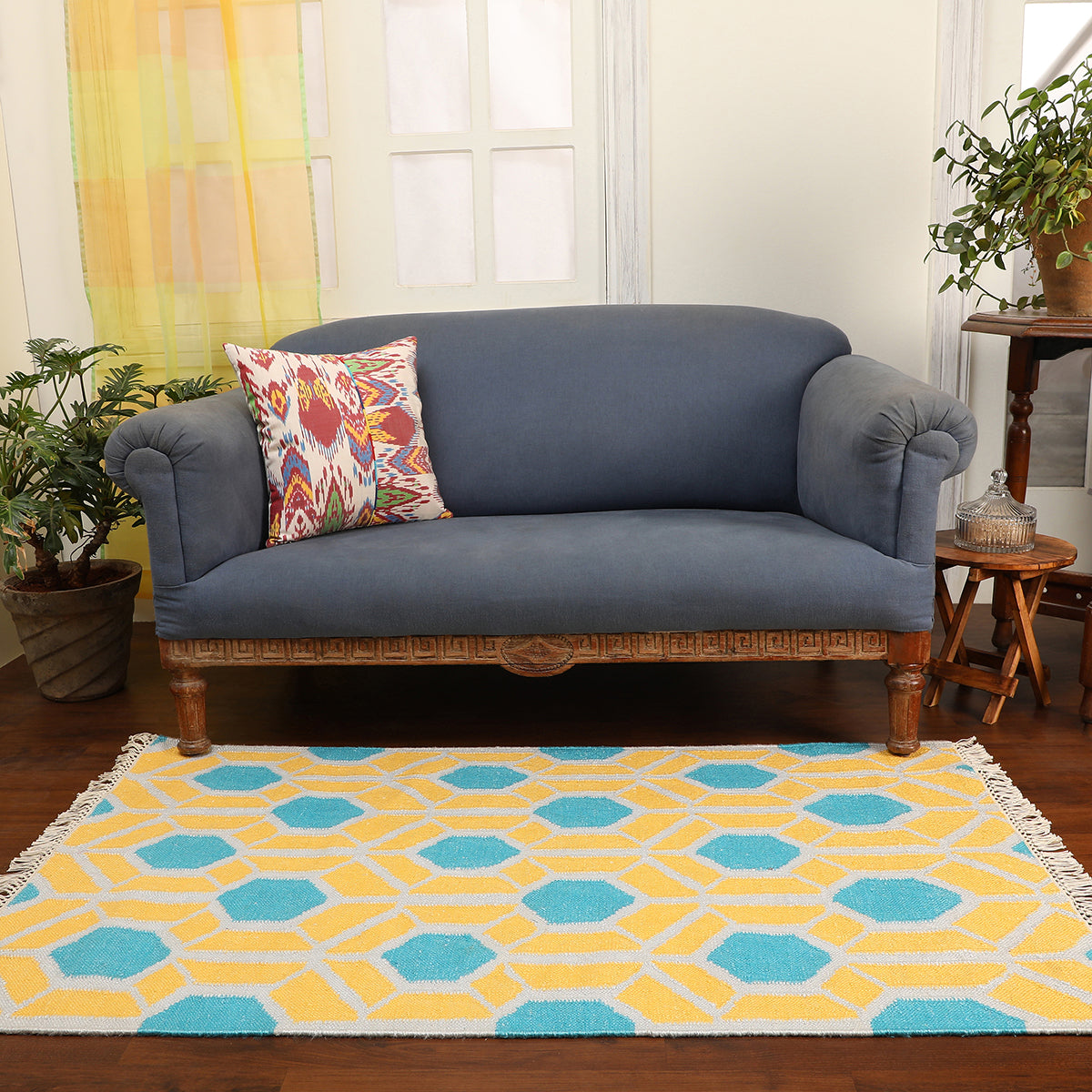 Honey Bee Bhadohi Panja Silk Cotton Rug