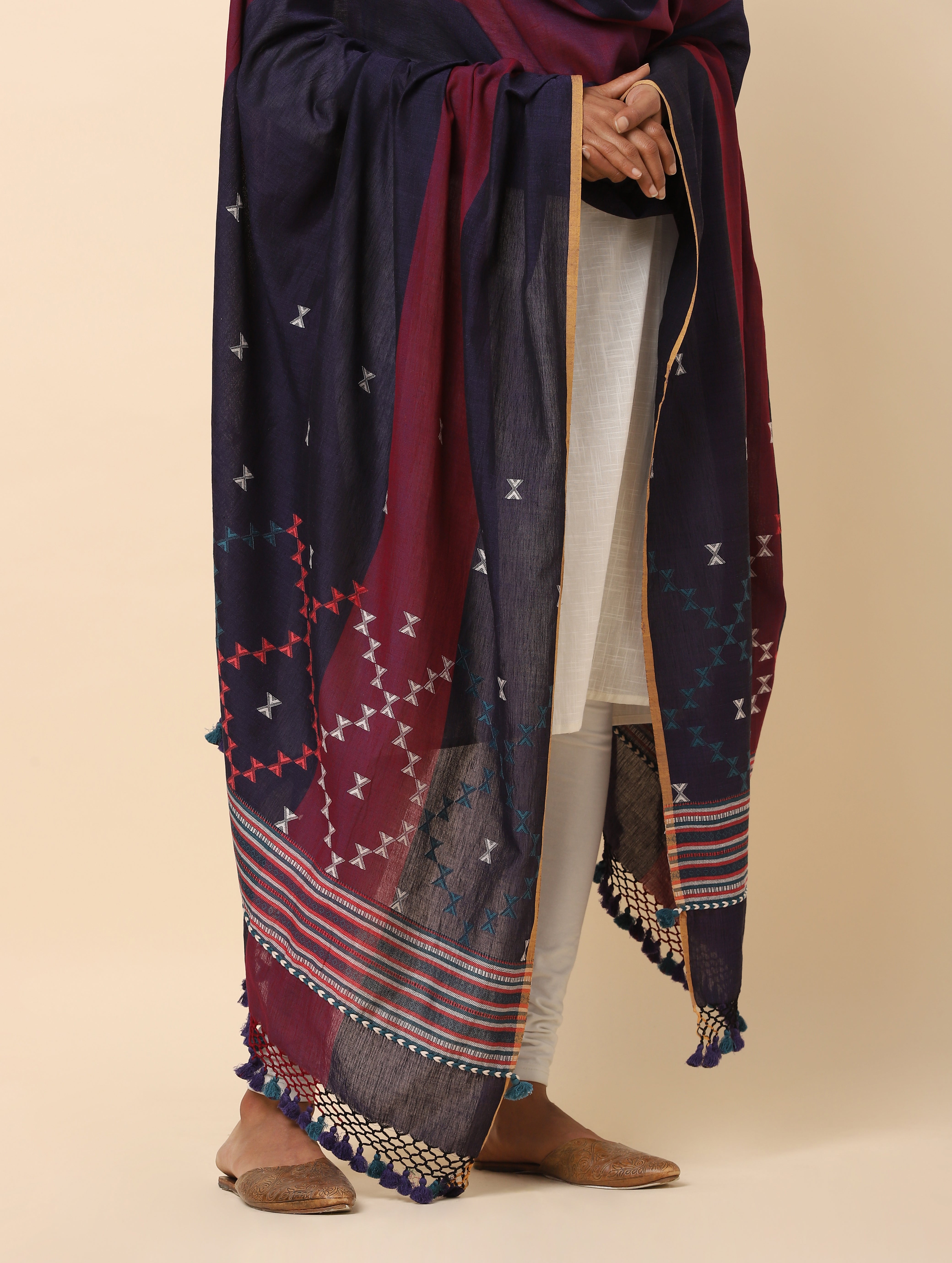 Anika Bhujodi Extra Weft Cotton Dupatta