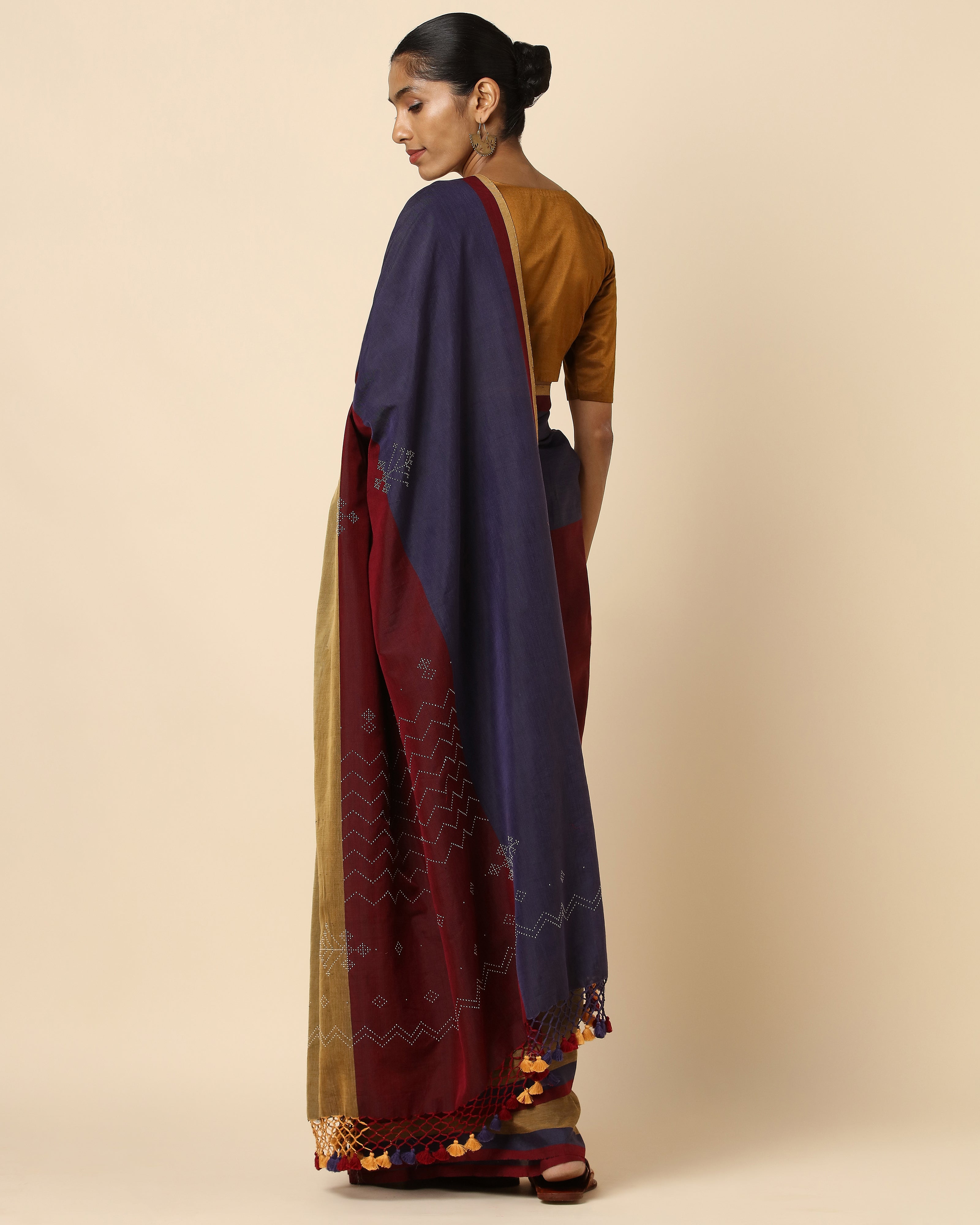 Nainika Bhujodi Tangalia Cotton Silk Saree