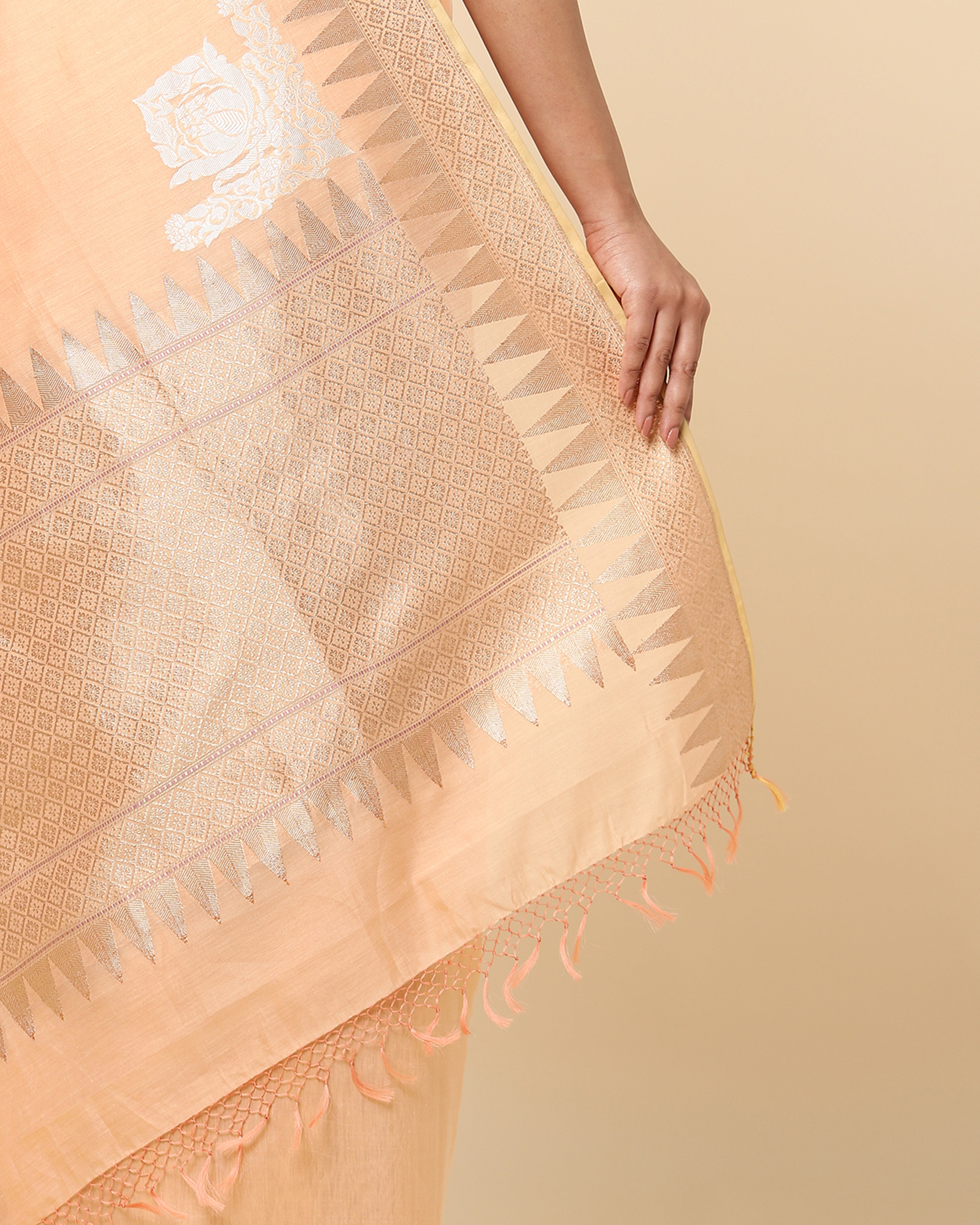 Shivangi Banarasi Kadwa Silk Cotton Saree