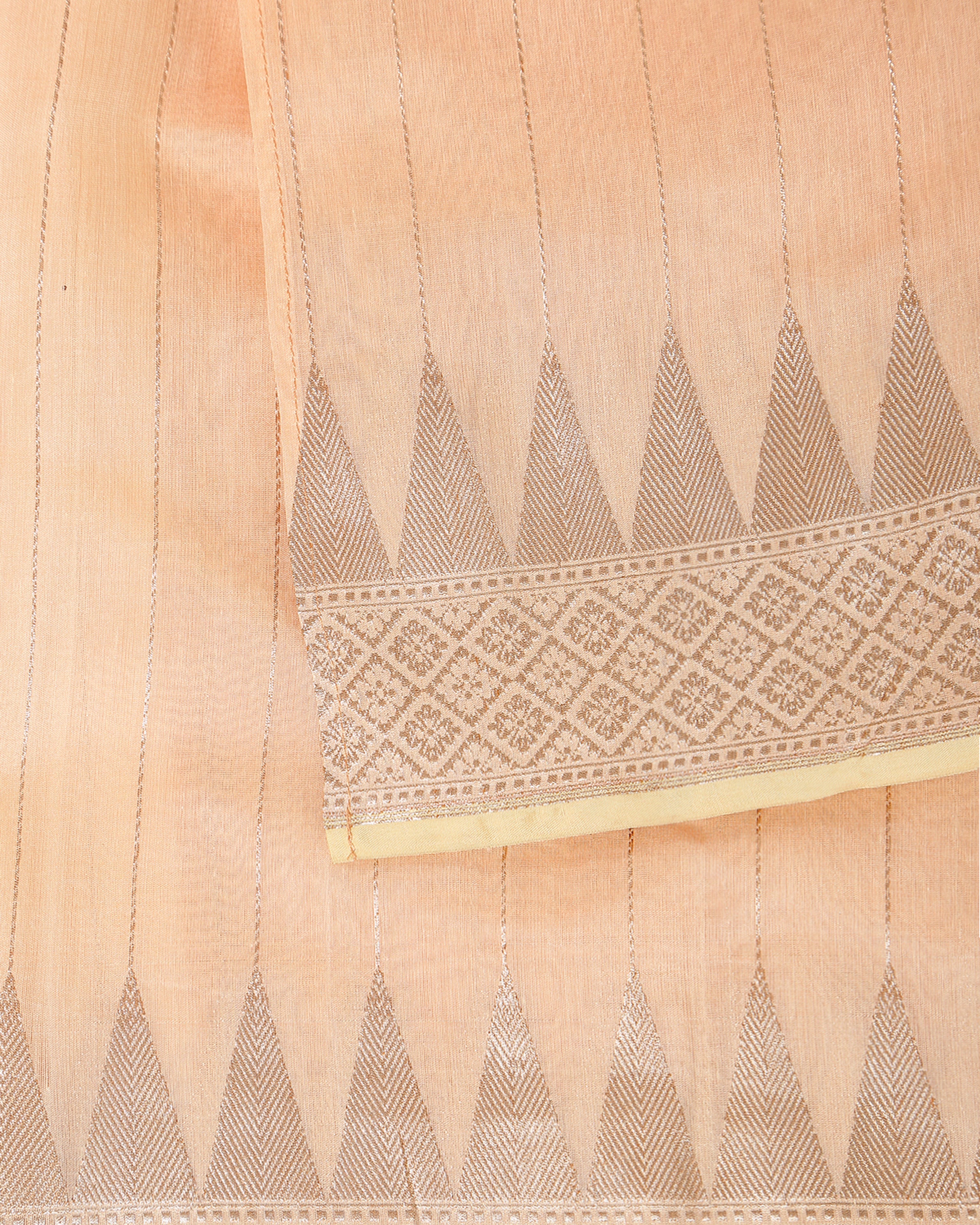 Shivangi Banarasi Kadwa Silk Cotton Saree