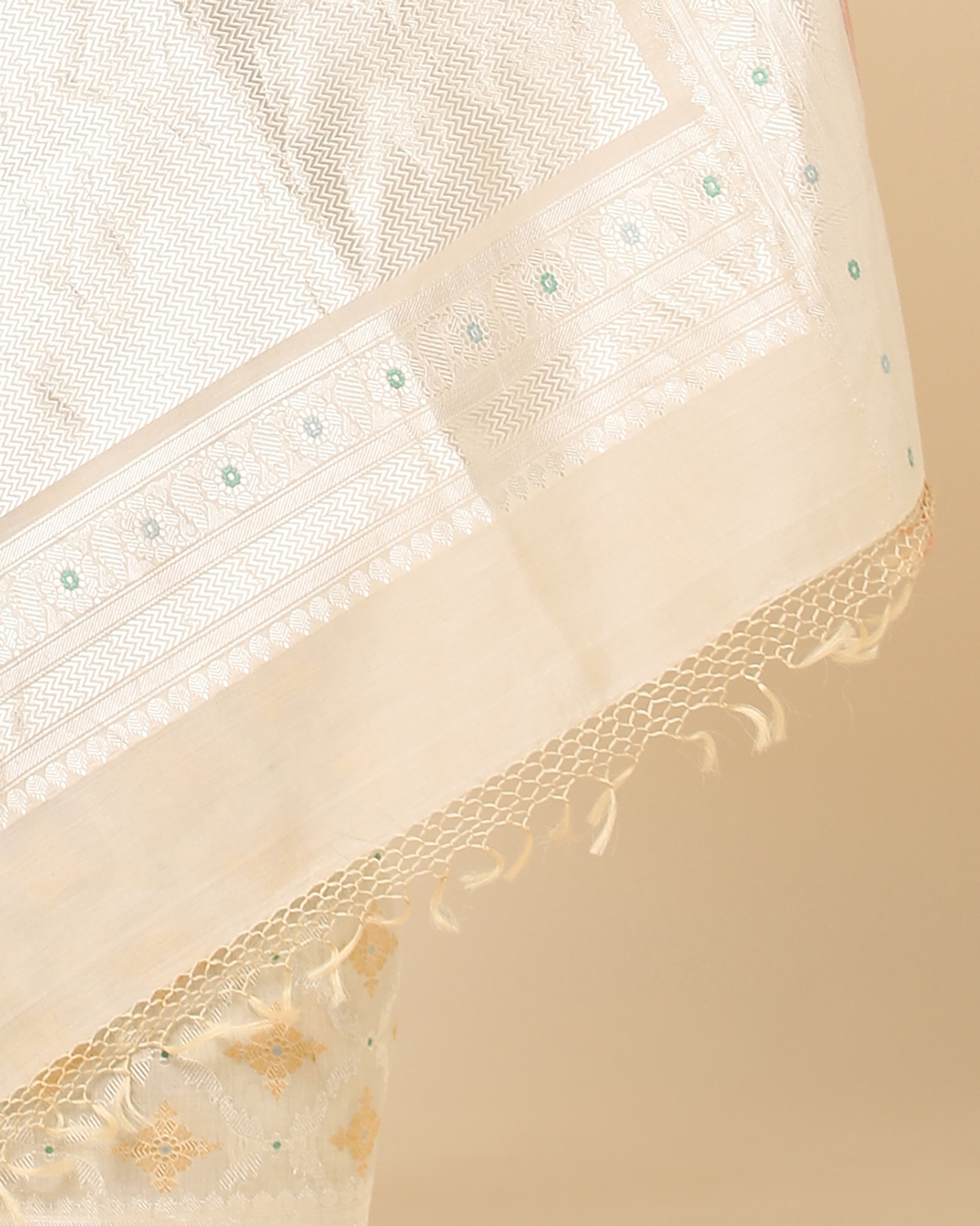 Gharonda Banarasi Kadwa Silk Cotton Saree