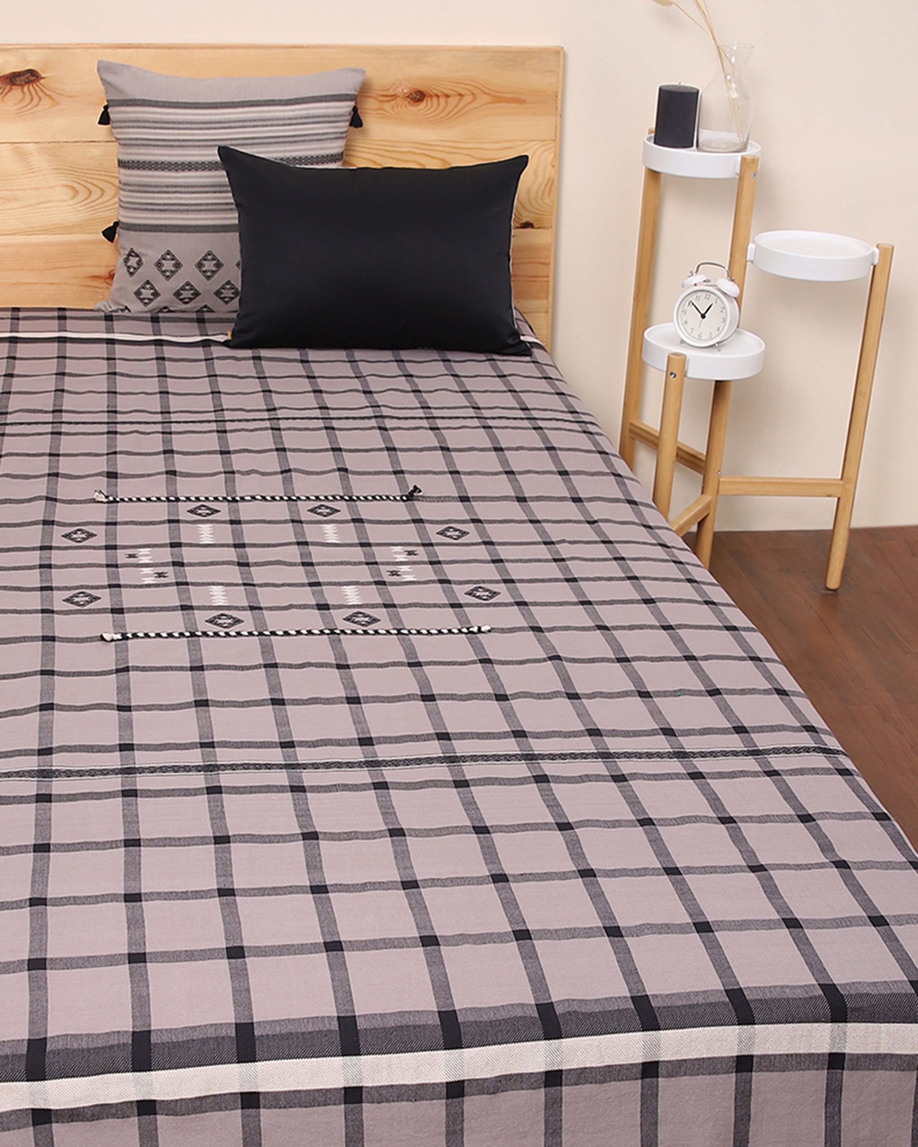 Bhavna Bhujodi Extra Weft Cotton Single Bed Cover