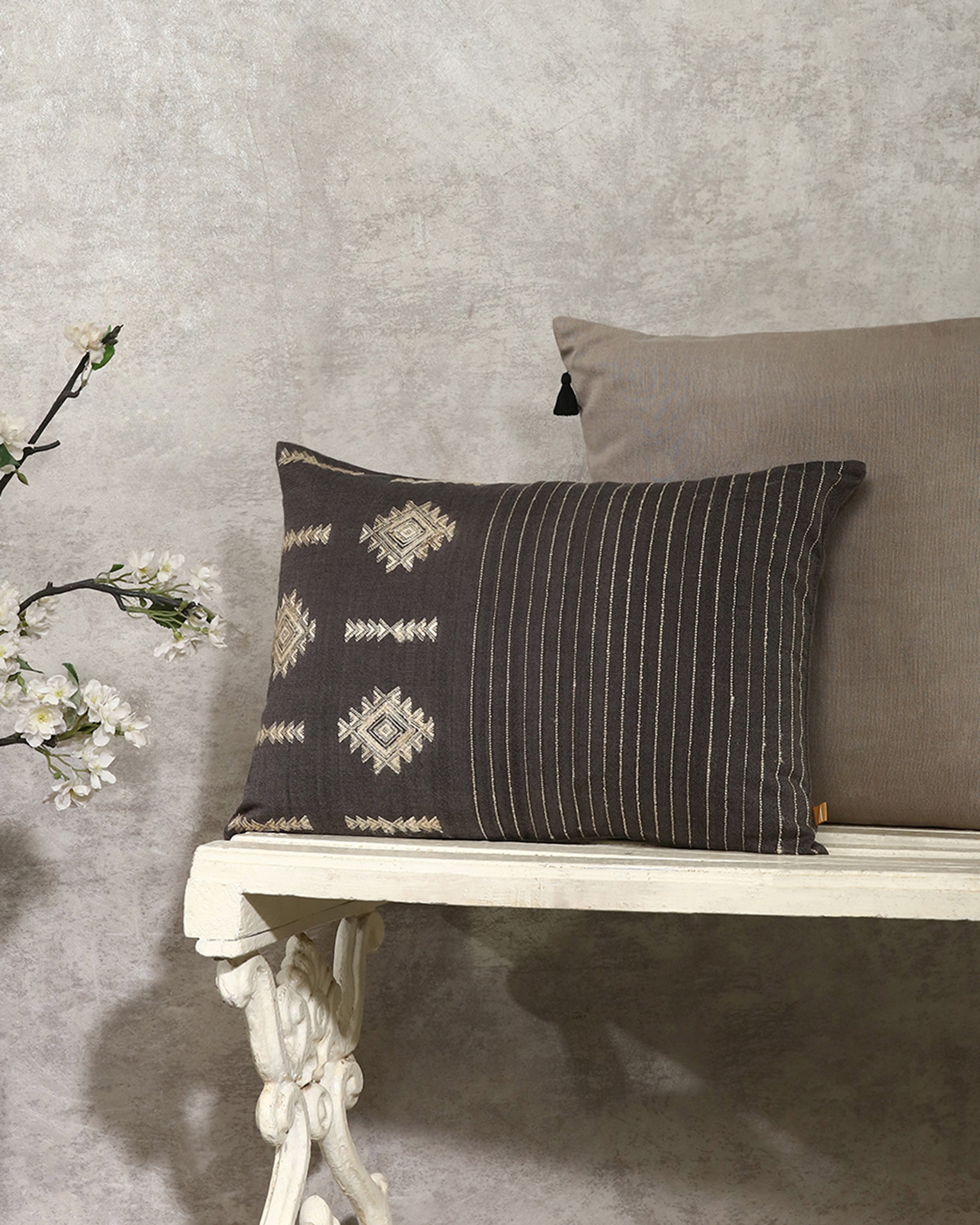 Barkha Bhujodi Extra Weft Cotton Cushion Cover