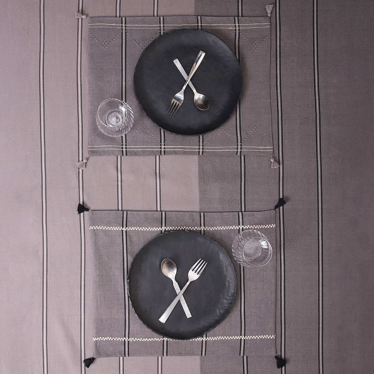 Pallavi Bhujodi Tangalia Cotton Table Mat | Set of 6