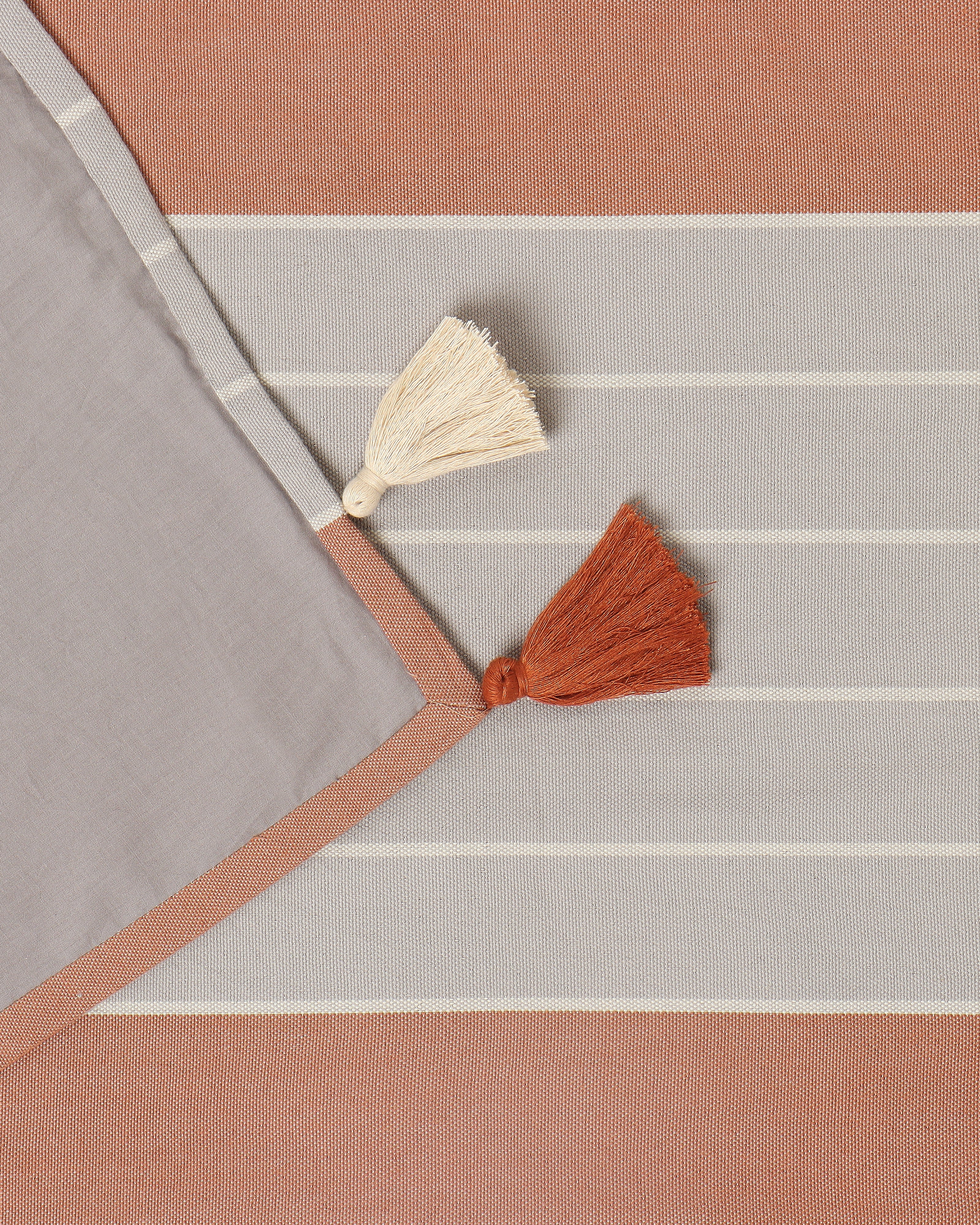 Synthesis Bhujodi Tangalia Cotton Table Runner