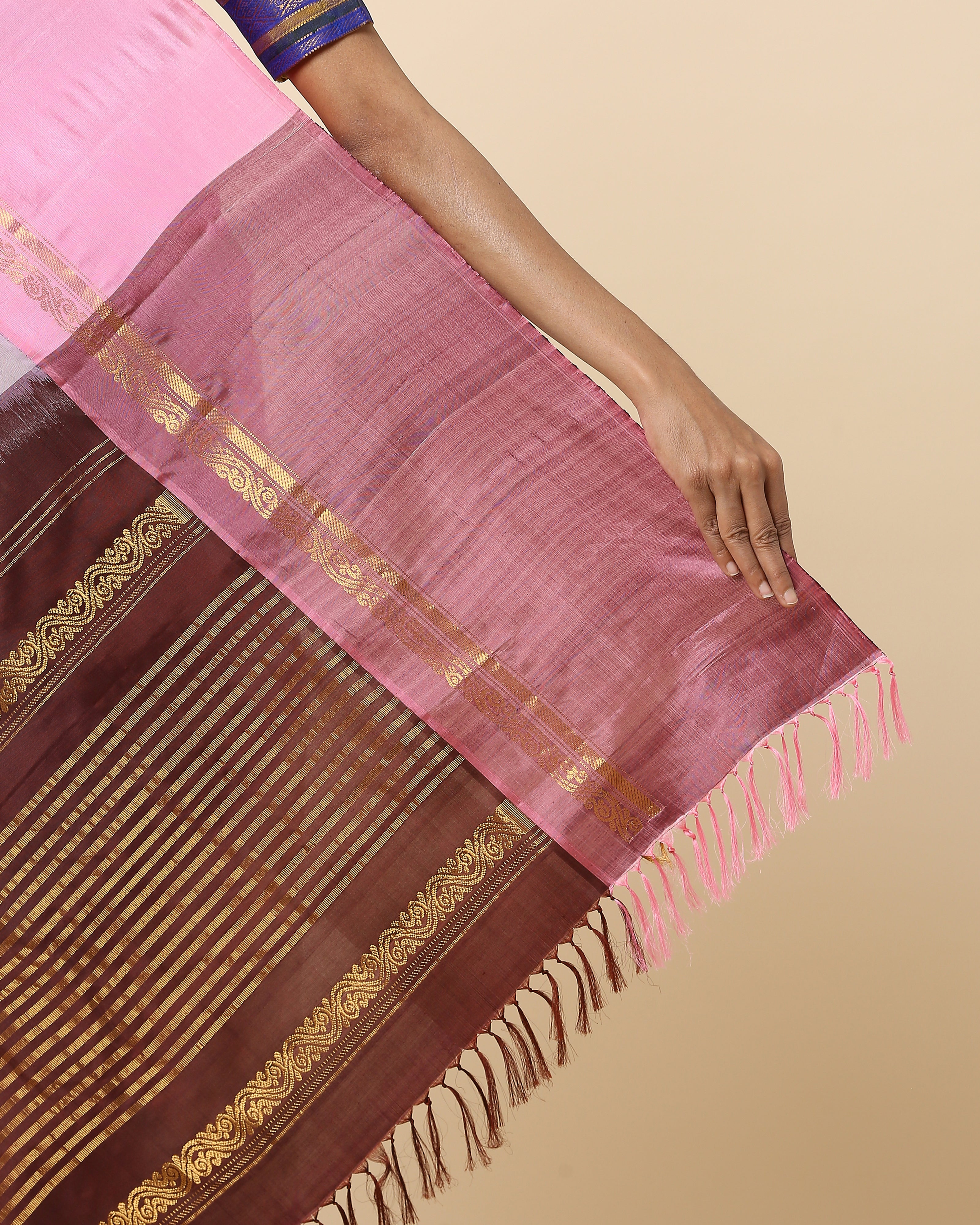 Shariya Gadwal Kuttu Weave Cotton Silk Saree