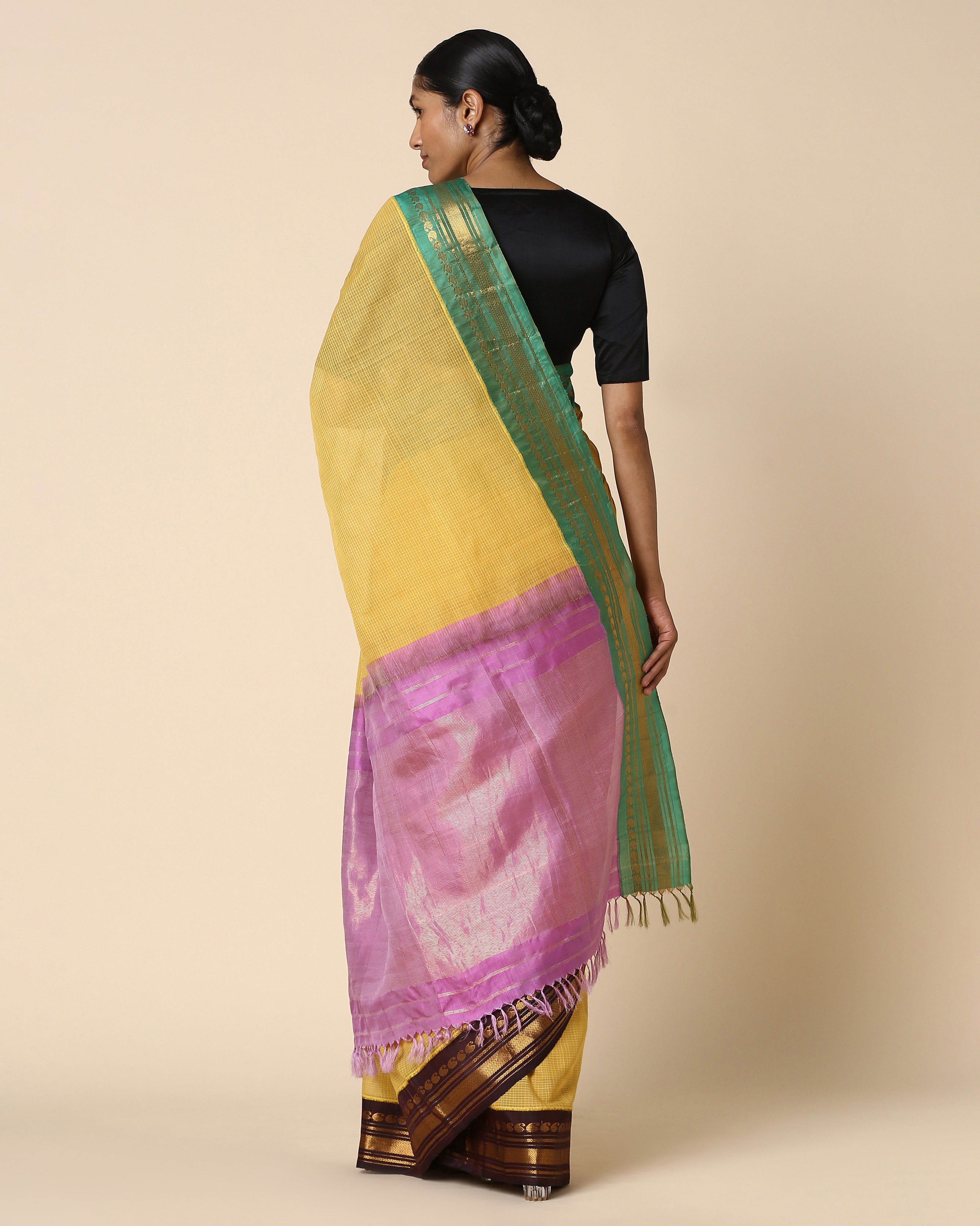 Maham Gadwal Kuttu Weave Cotton Silk Saree