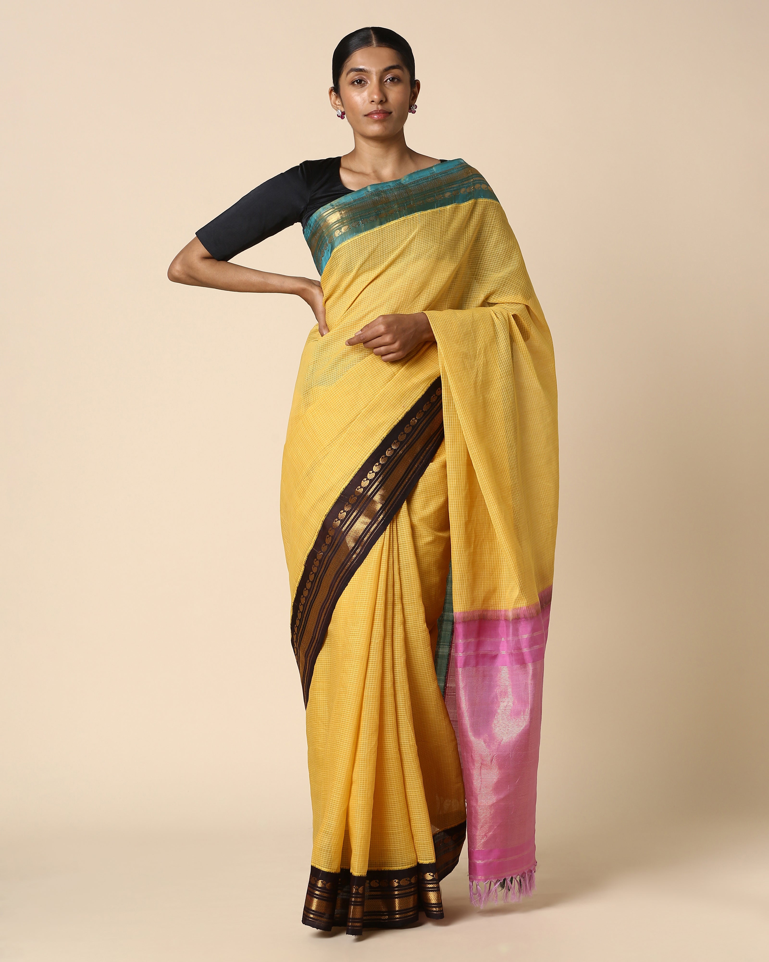 Maham Gadwal Kuttu Weave Cotton Silk Saree