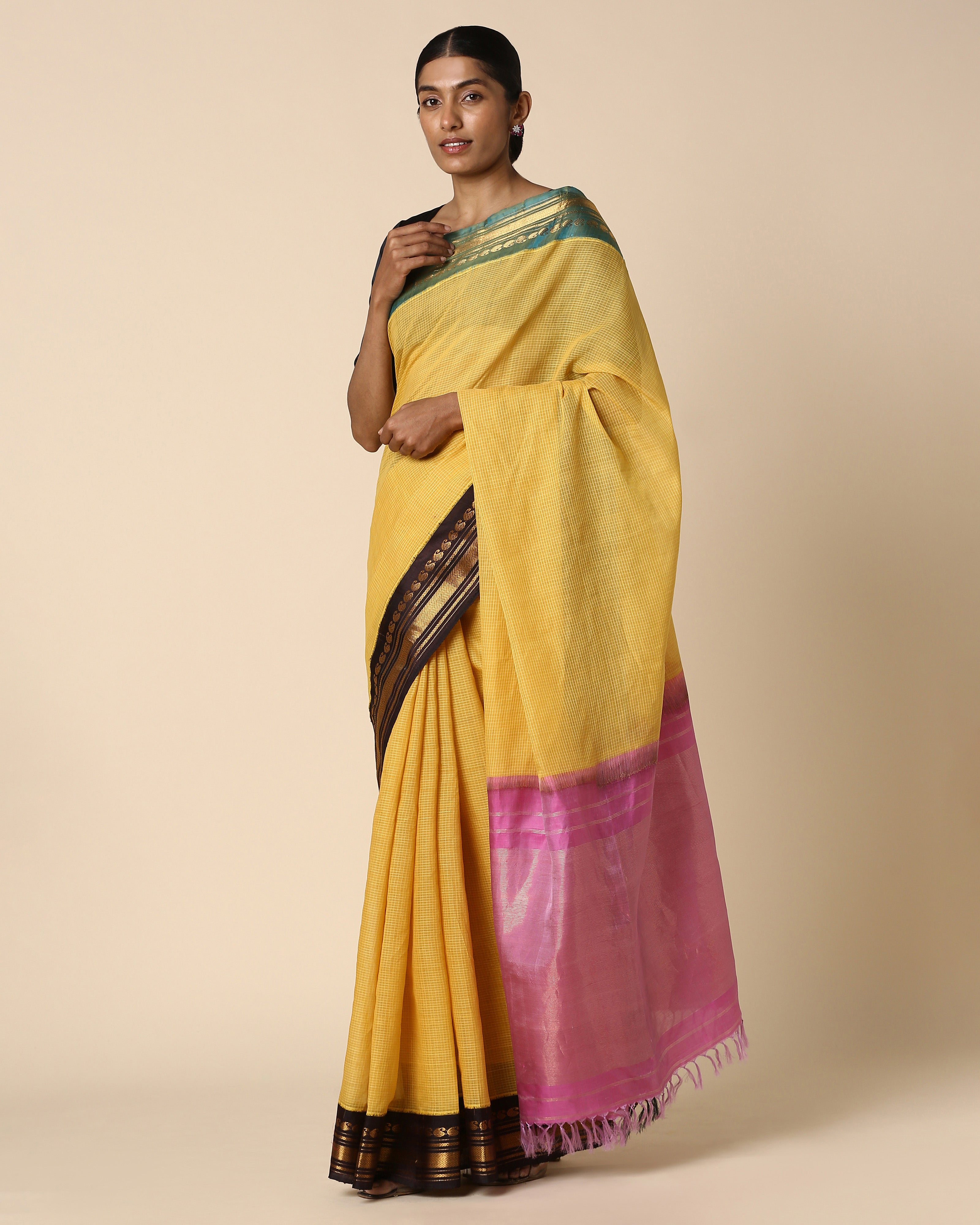 Maham Gadwal Kuttu Weave Cotton Silk Saree
