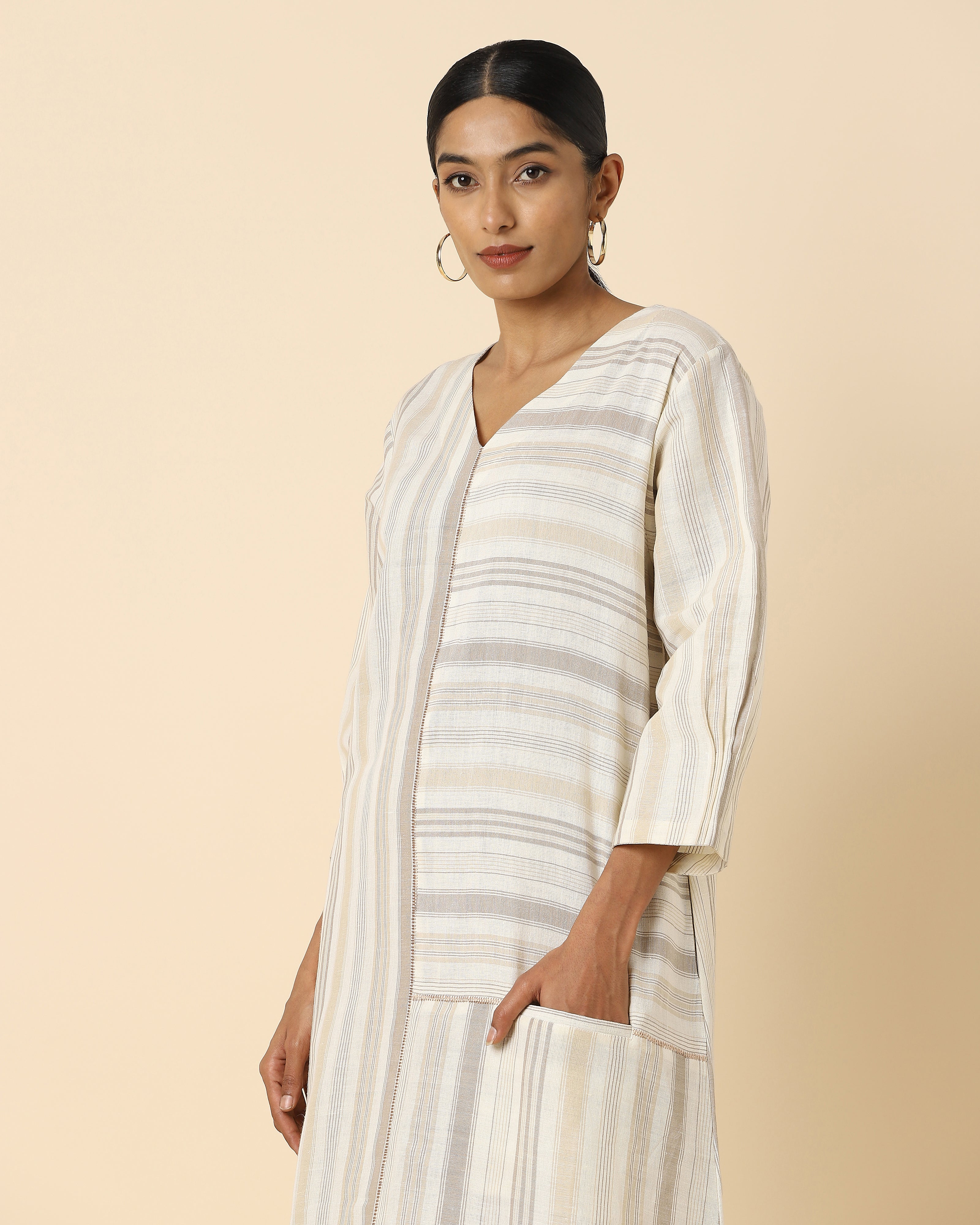 Elsa Bhujodi Plain Weave Cotton Women's Kurta