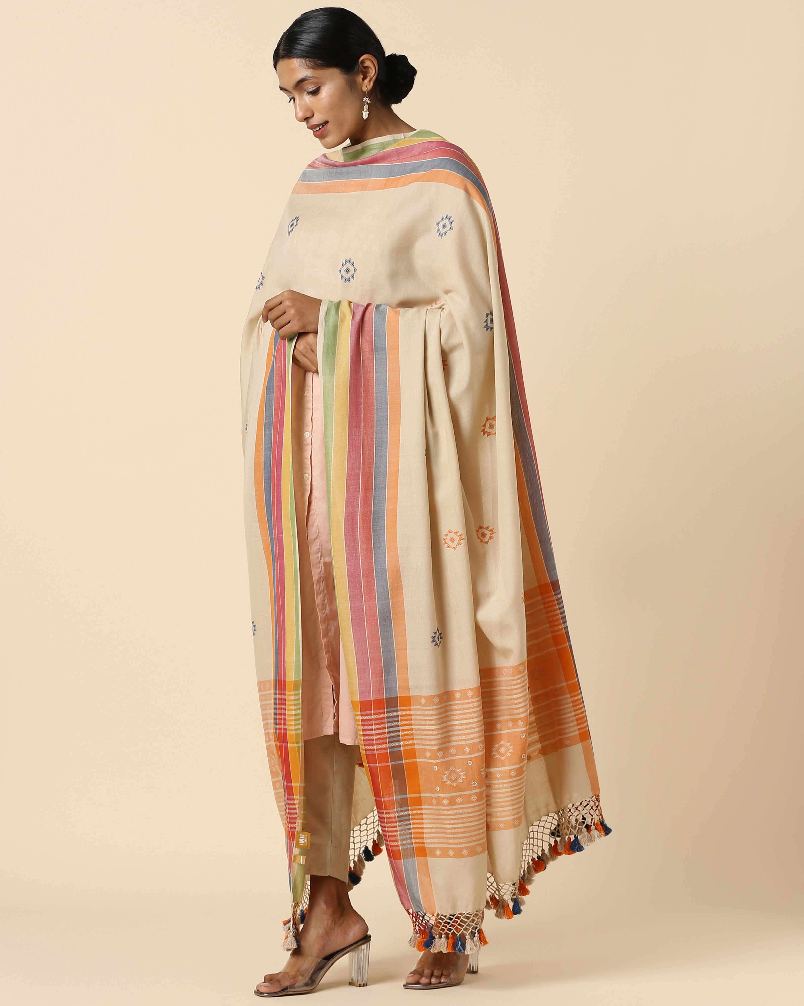 Vered Bhujodi Extra Weft Cotton Dupatta