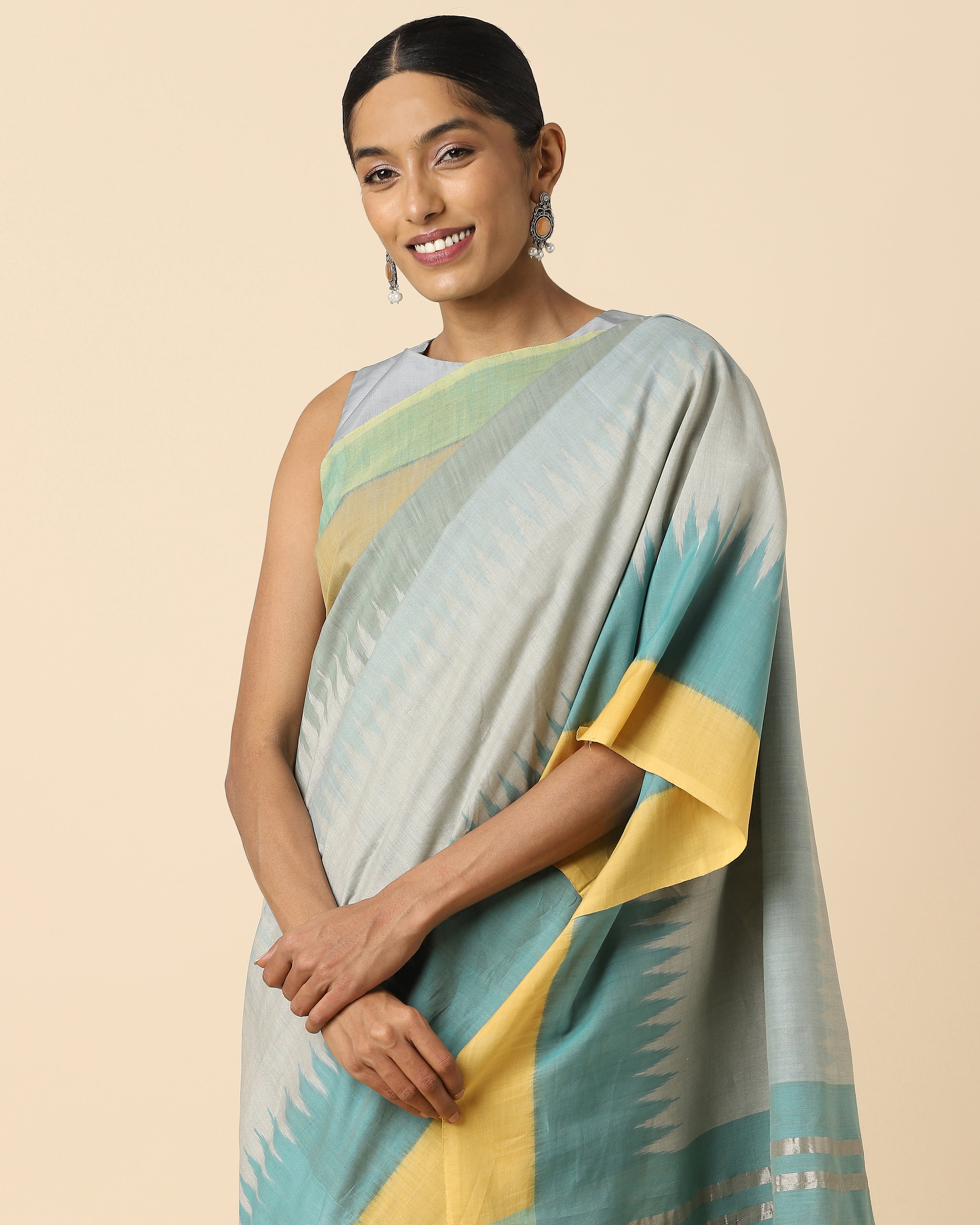 Aadhavi Pochampally Weft Ikat Cotton Saree