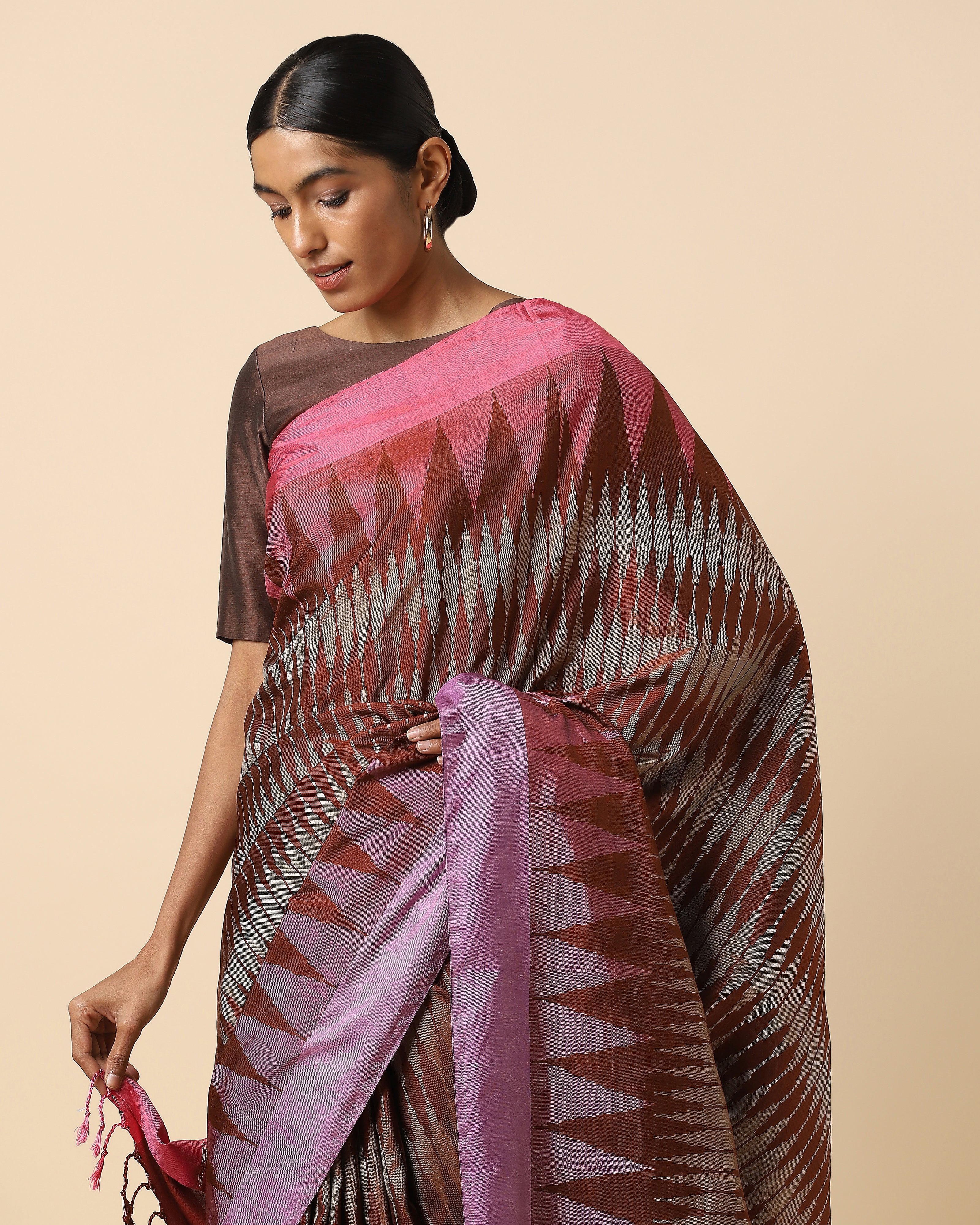 Aabirah Pochampally Weft Ikat Silk Saree