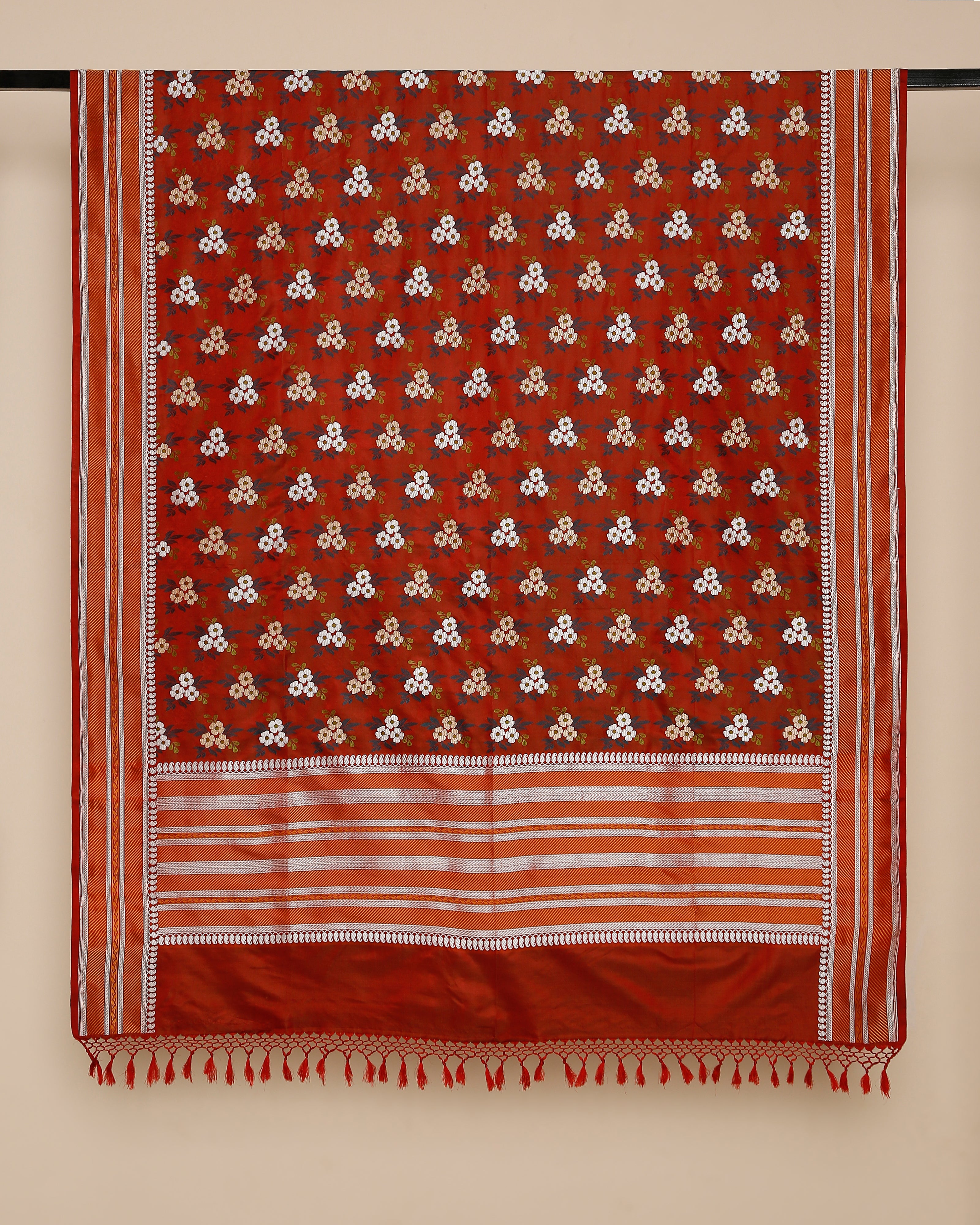 Salena Banarasi Tanchoi Silk Dupatta