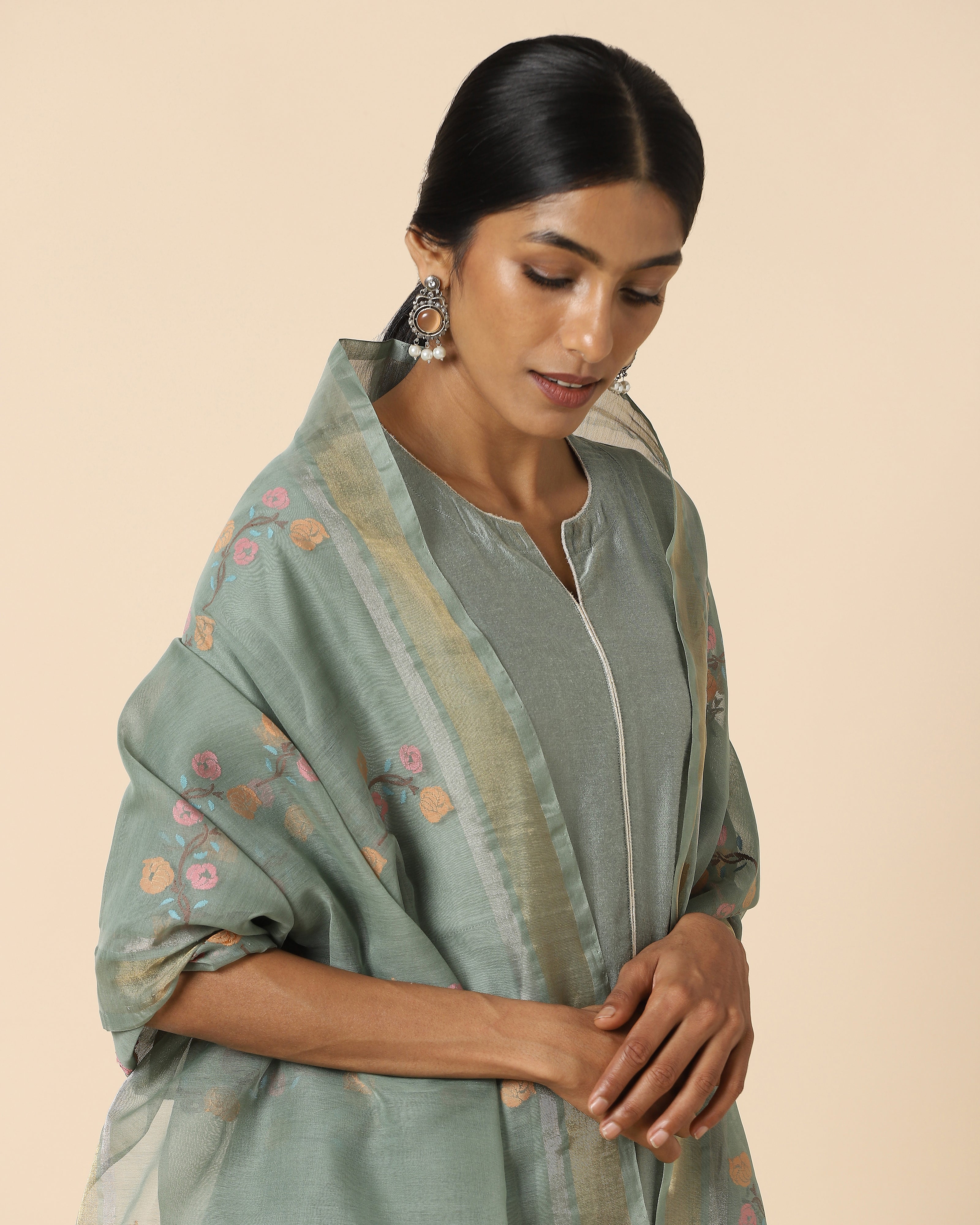 Mredul Banarasi Jamdani Silk Cotton Dupatta