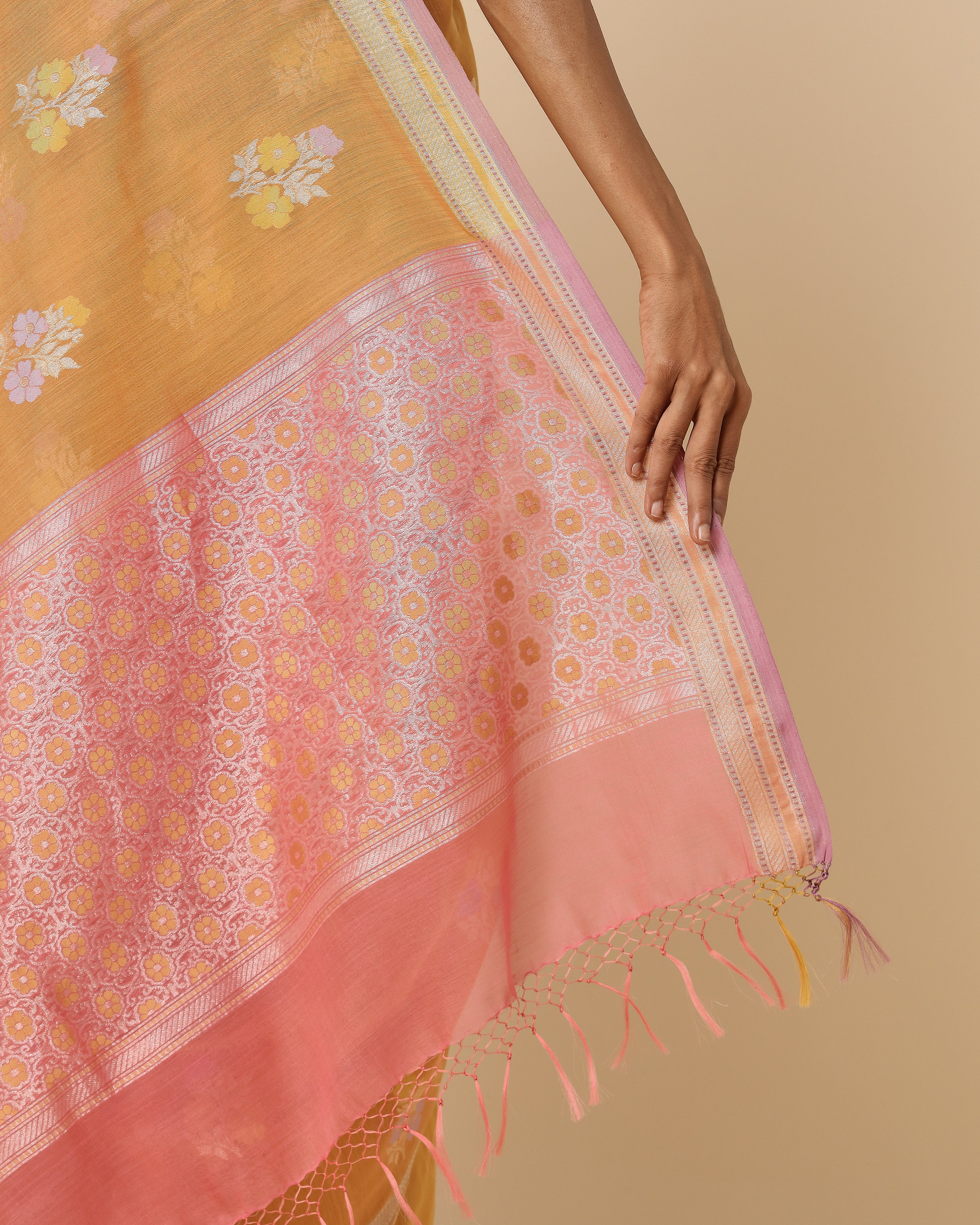 Paarul Banarasi Ektara Kadwa Silk Cotton Saree
