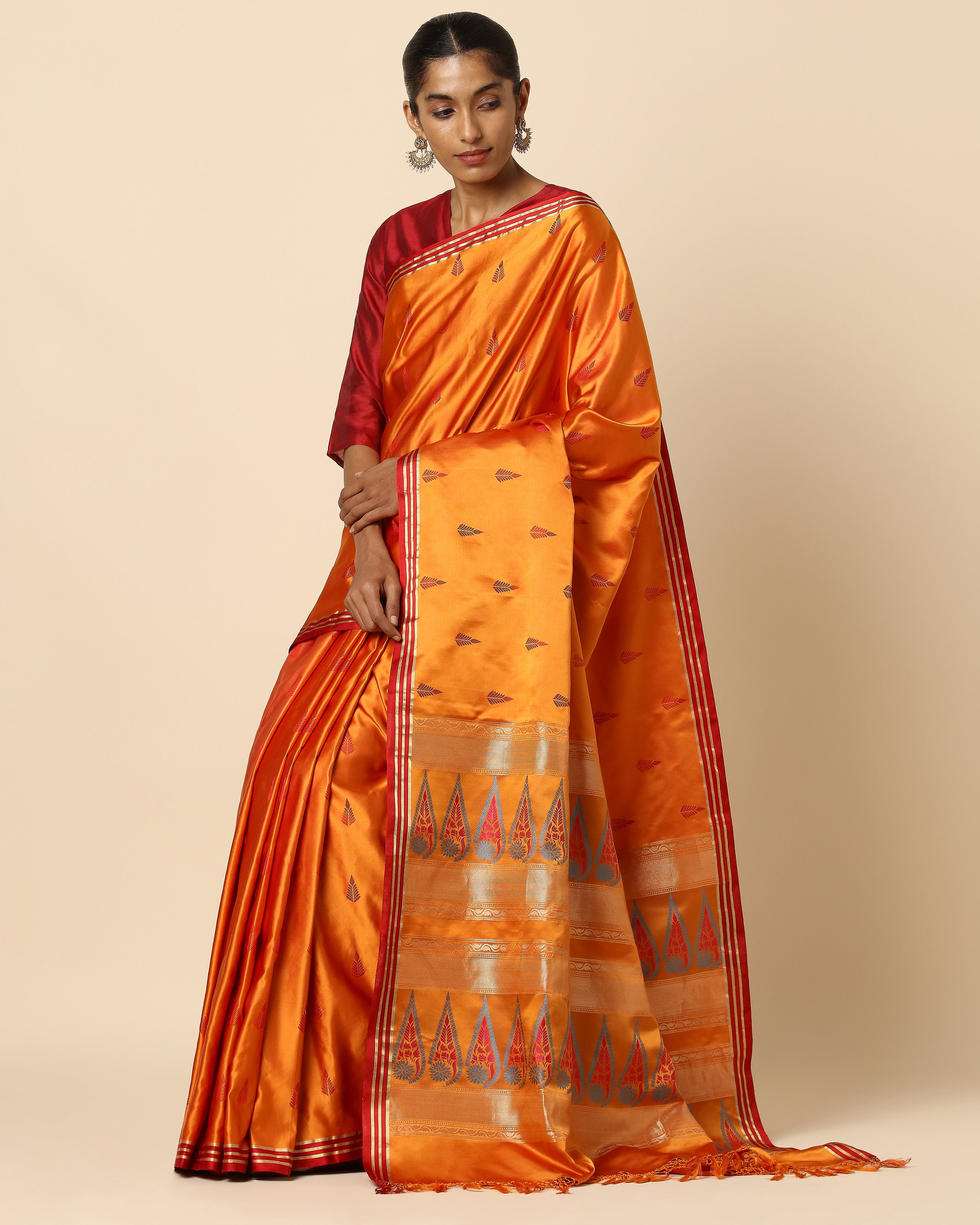 Saisha Banarasi Tanchoi Silk Saree