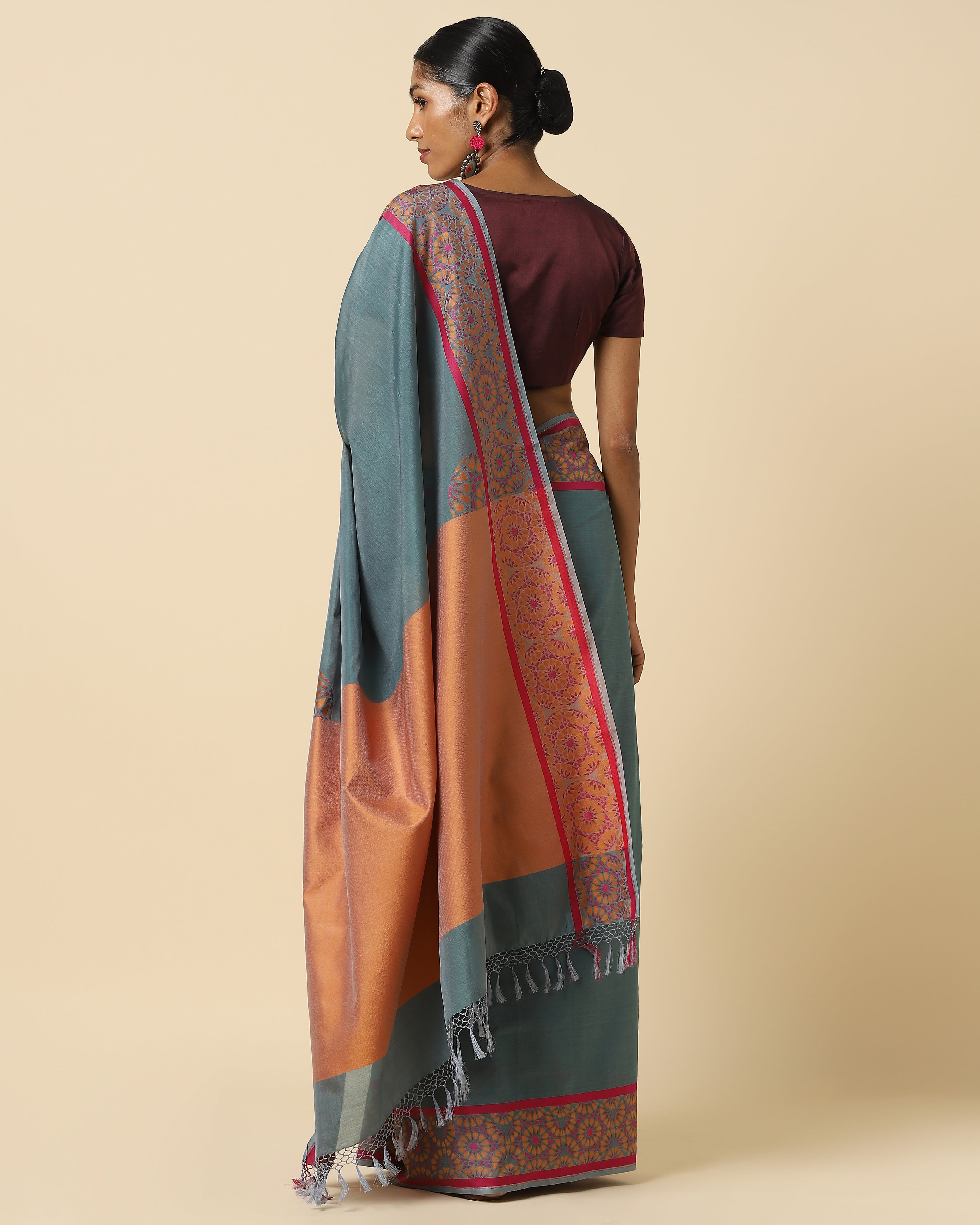 Aanj Banarasi Cutwork Silk Cotton Saree