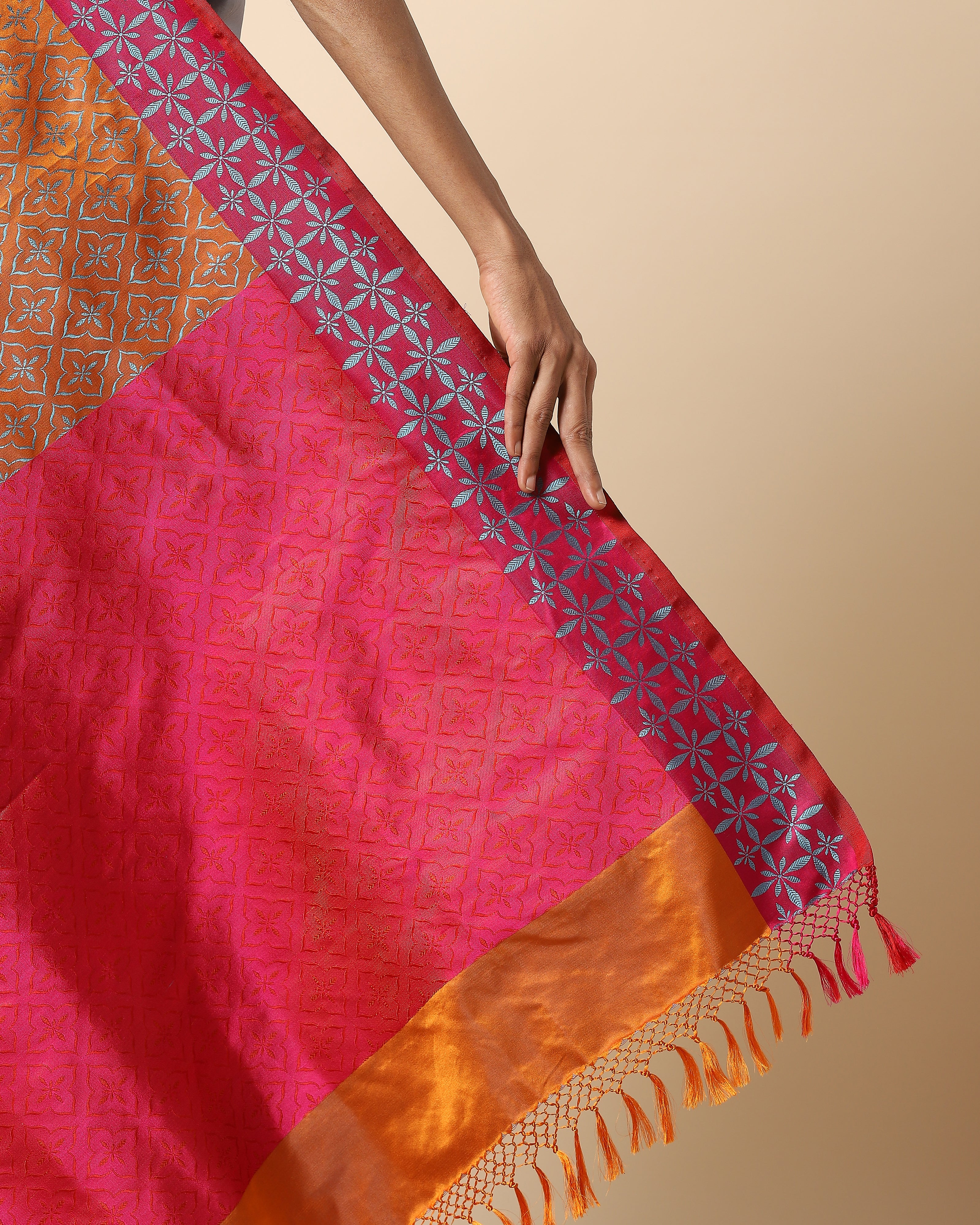 Uzma Banarasi Tanchoi Silk Saree