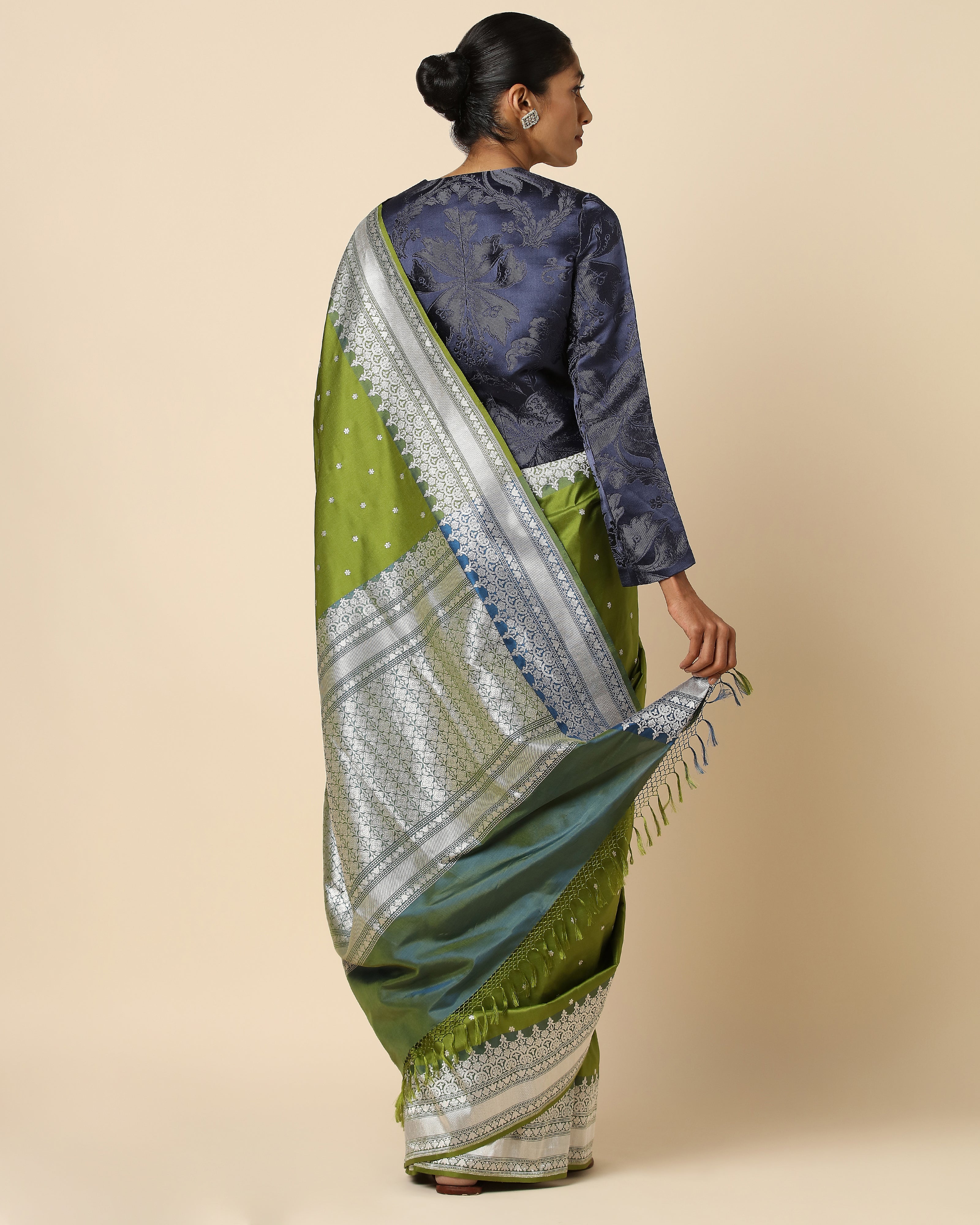 Prasudhi Banarasi Kadwa Silk Saree