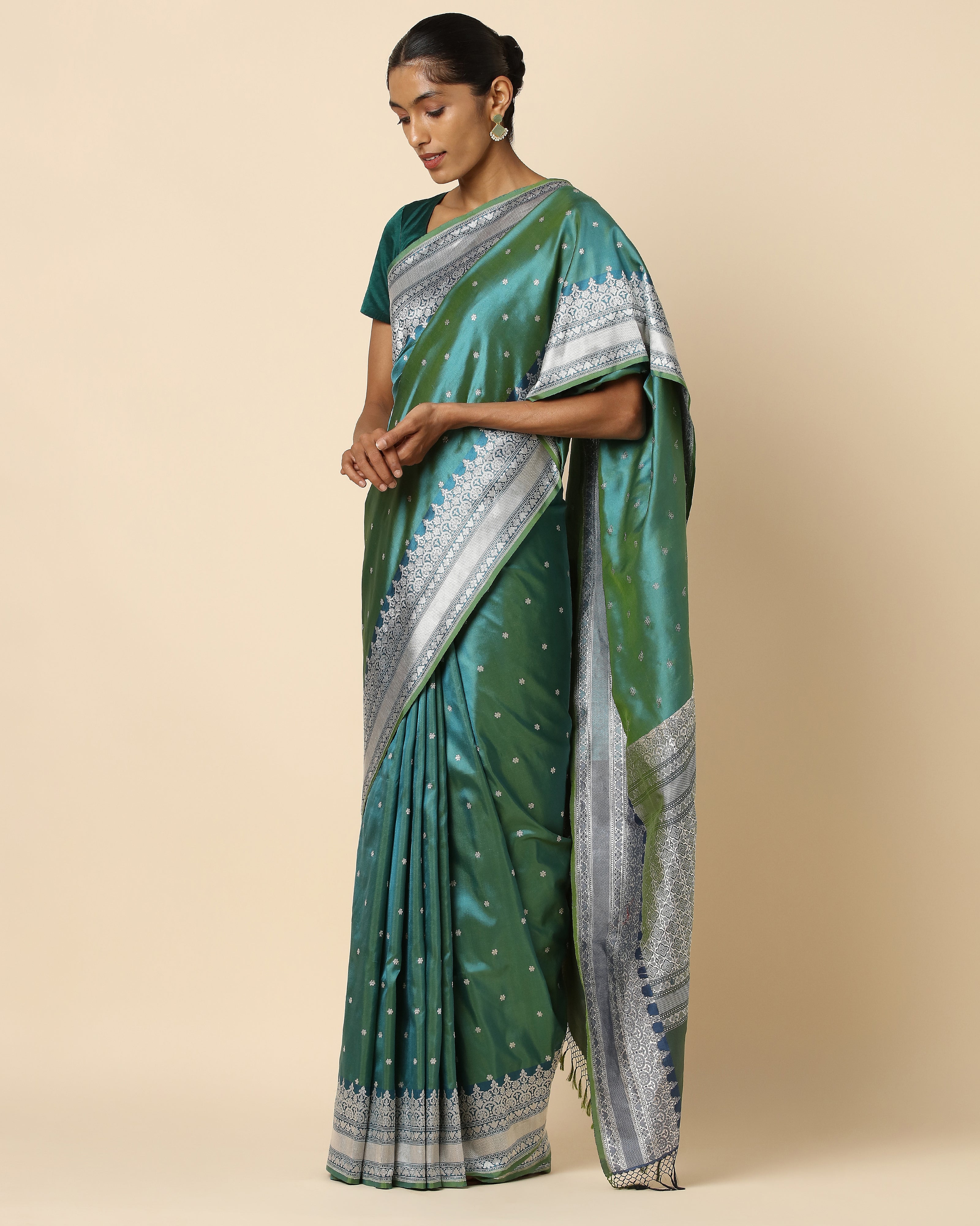 Prasudhi Banarasi Kadwa Silk Saree