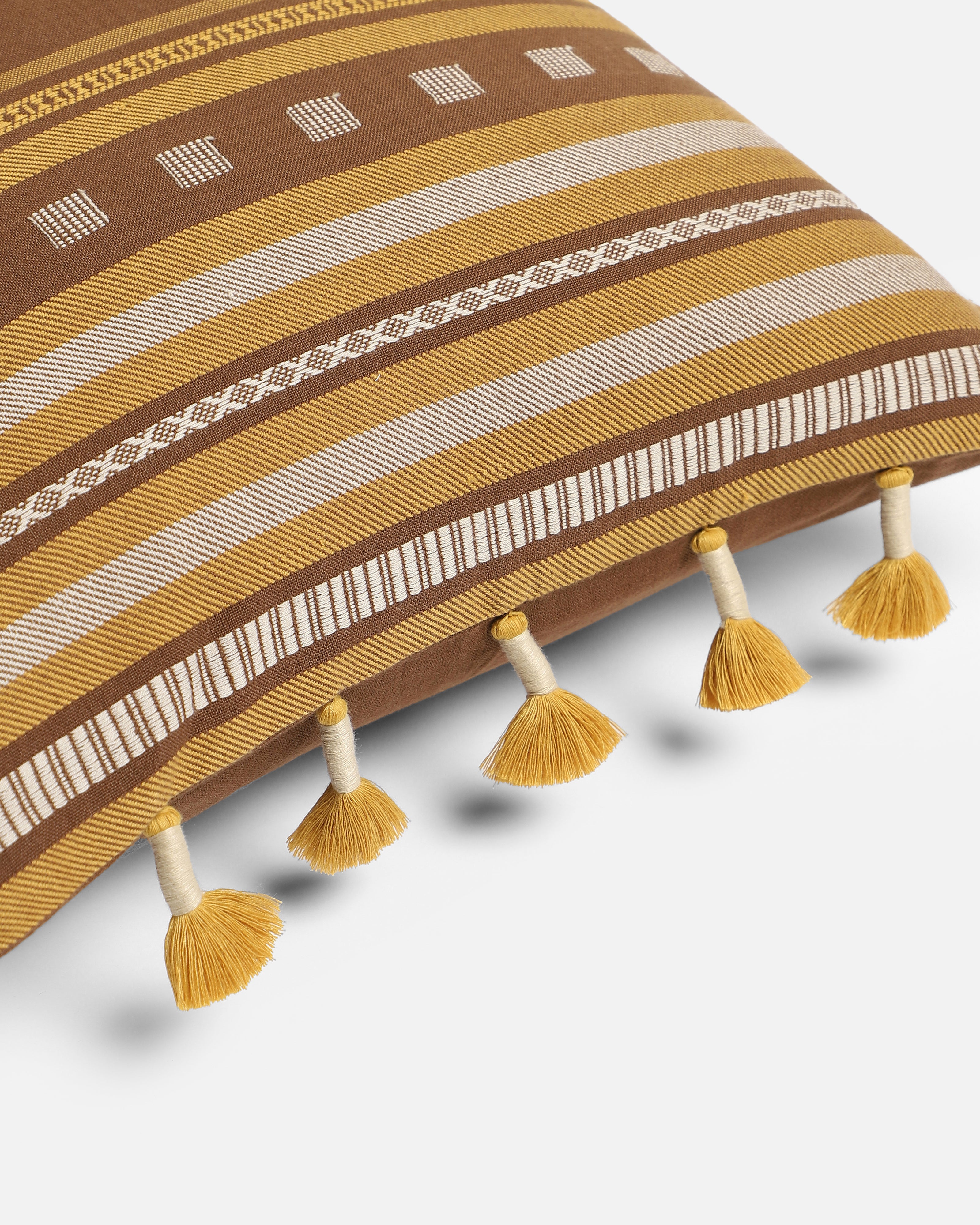 Marcu Bhujodi Extra Weft Cotton Cushion Cover