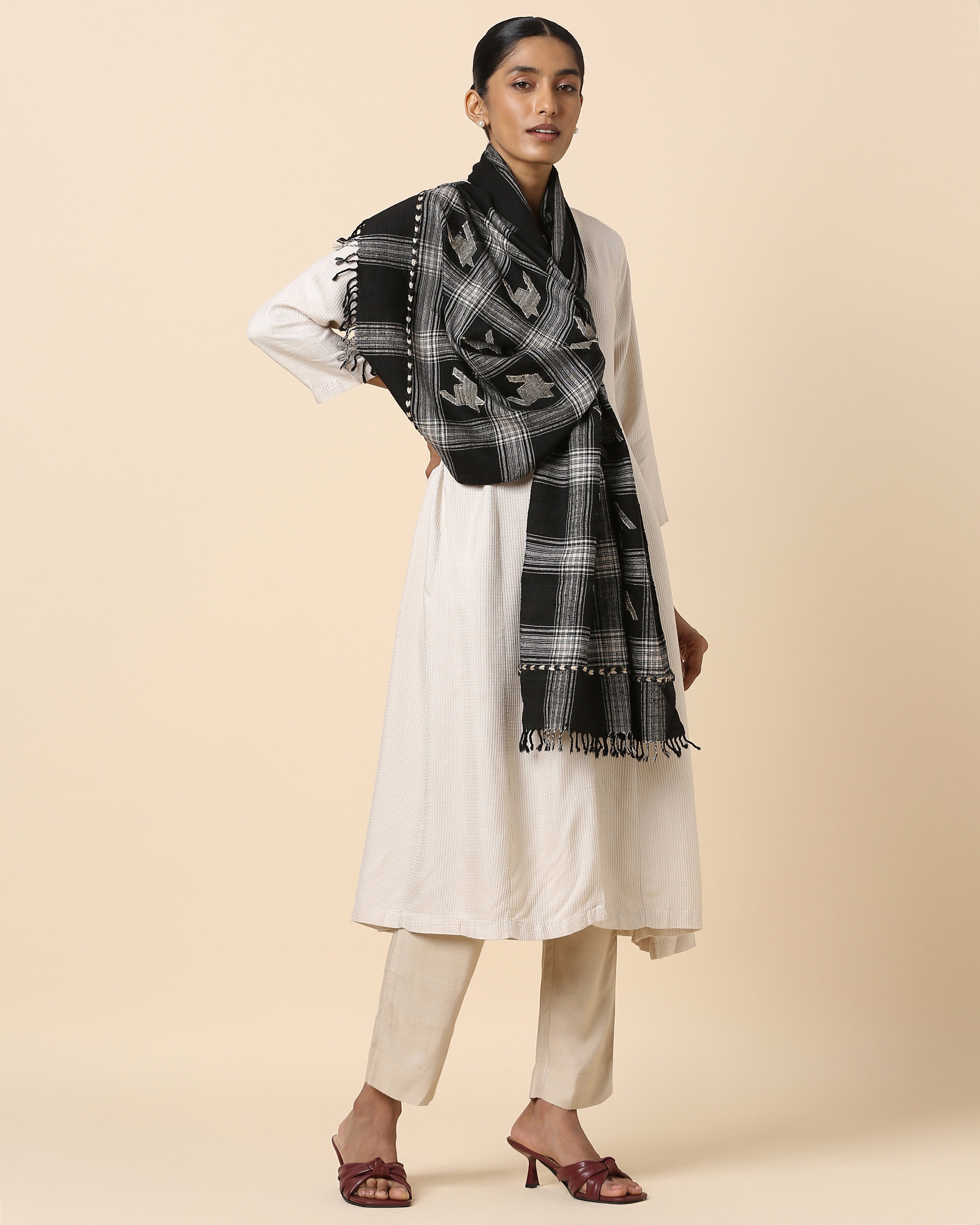 Domme Bhujodi Extra Weft Wool Silk Stole