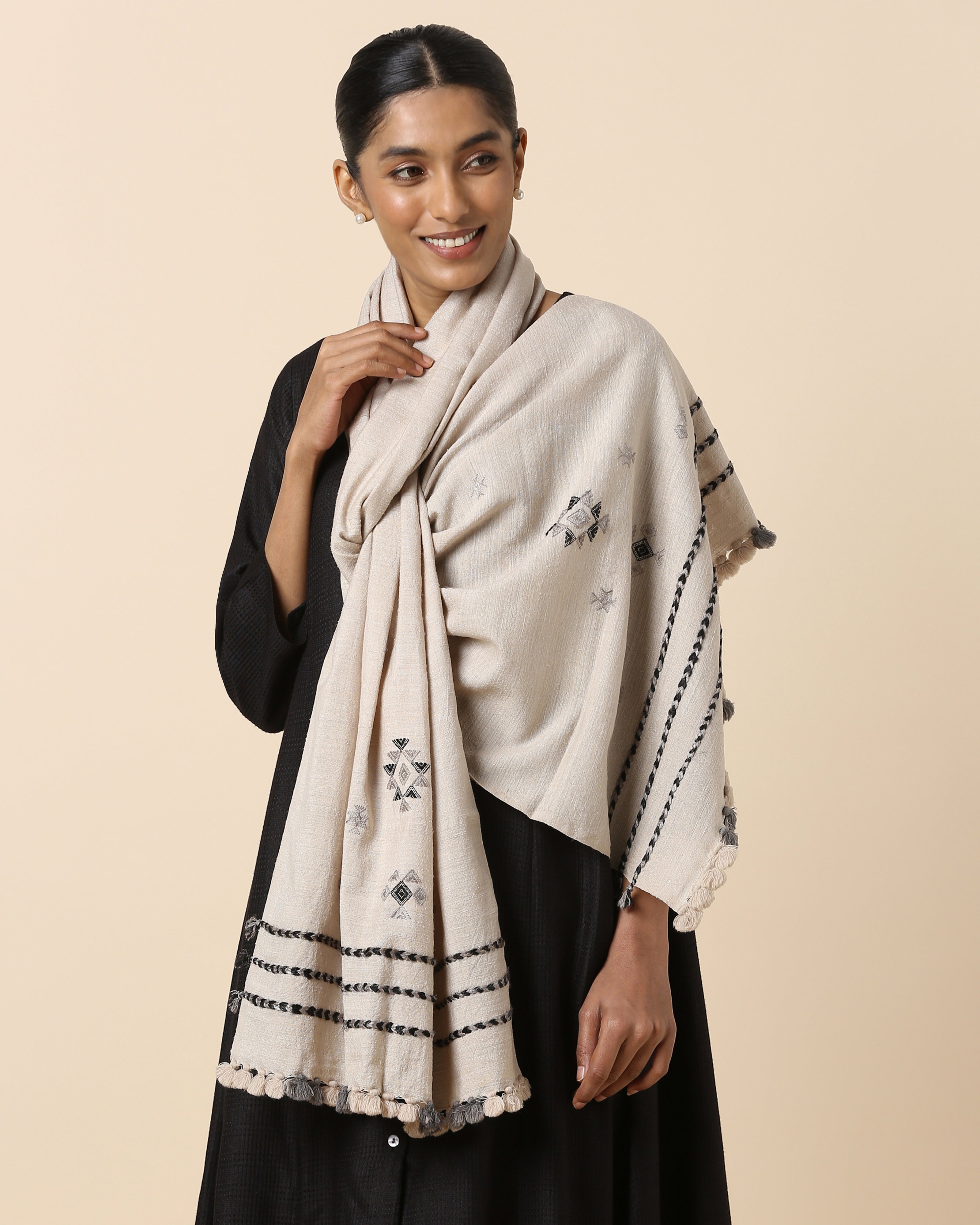 Filiz Bhujodi Extra Weft Wool Silk Stole