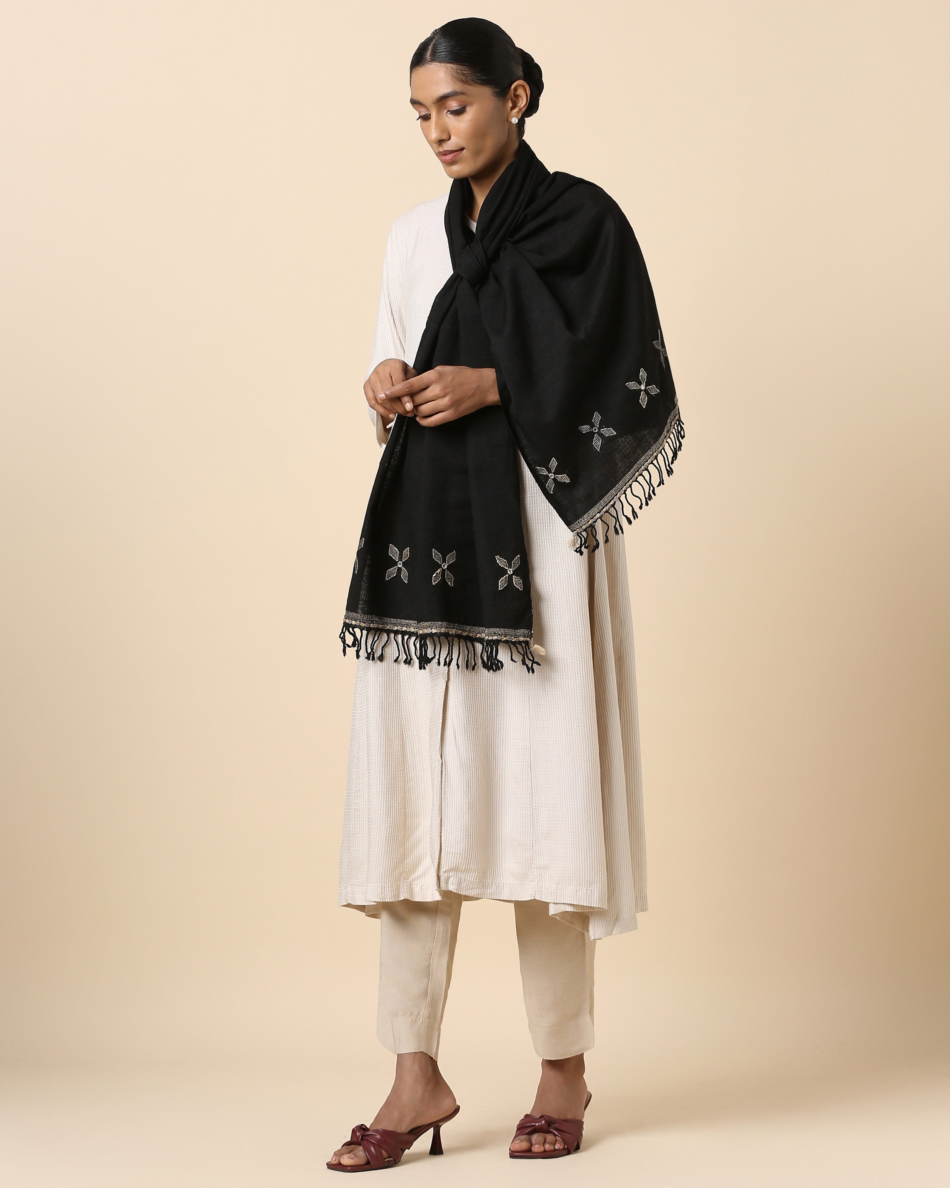 Floryn Bhujodi Extra Weft Wool Silk Stole