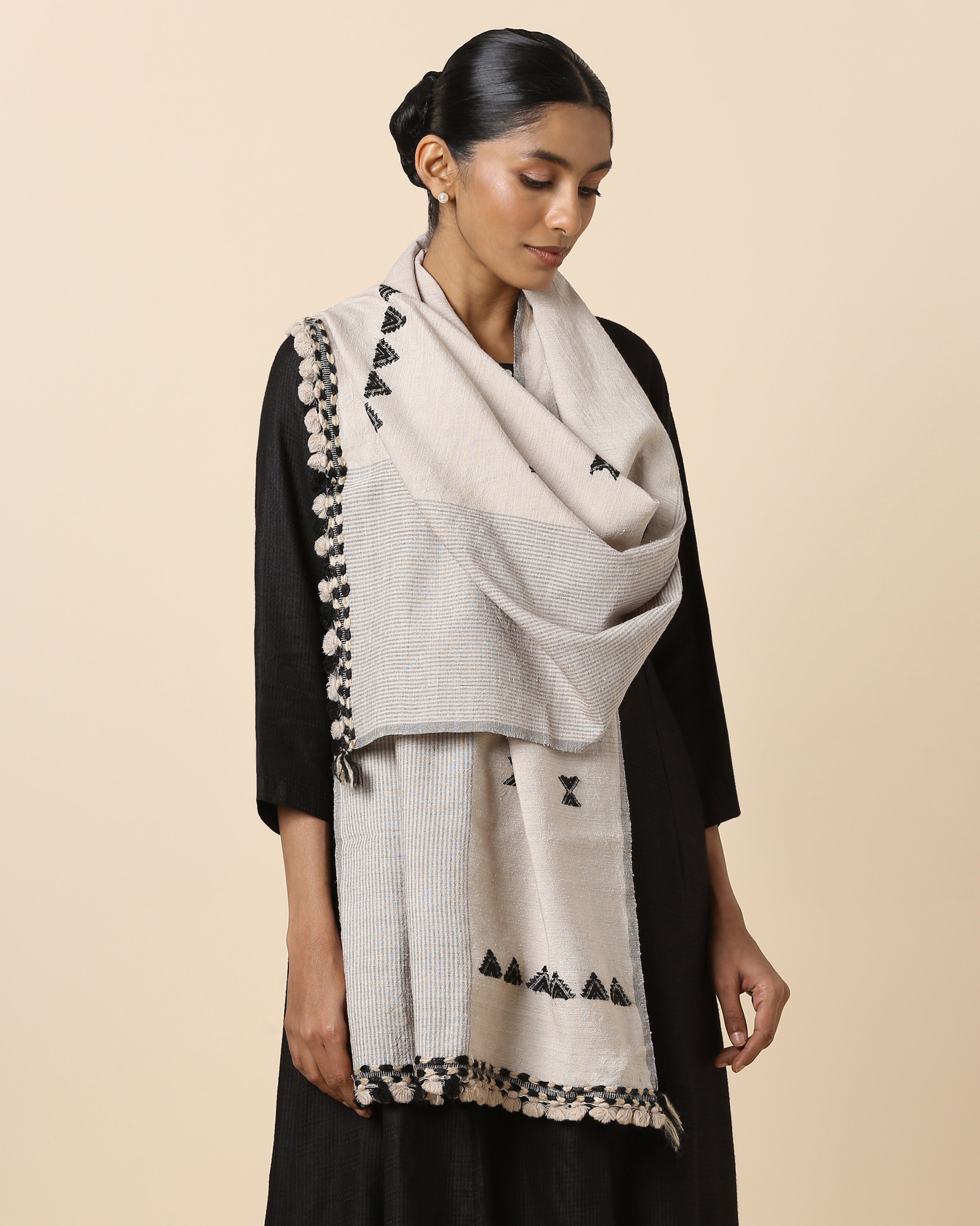 Shreshta Bhujodi Extra Weft Wool Silk Stole