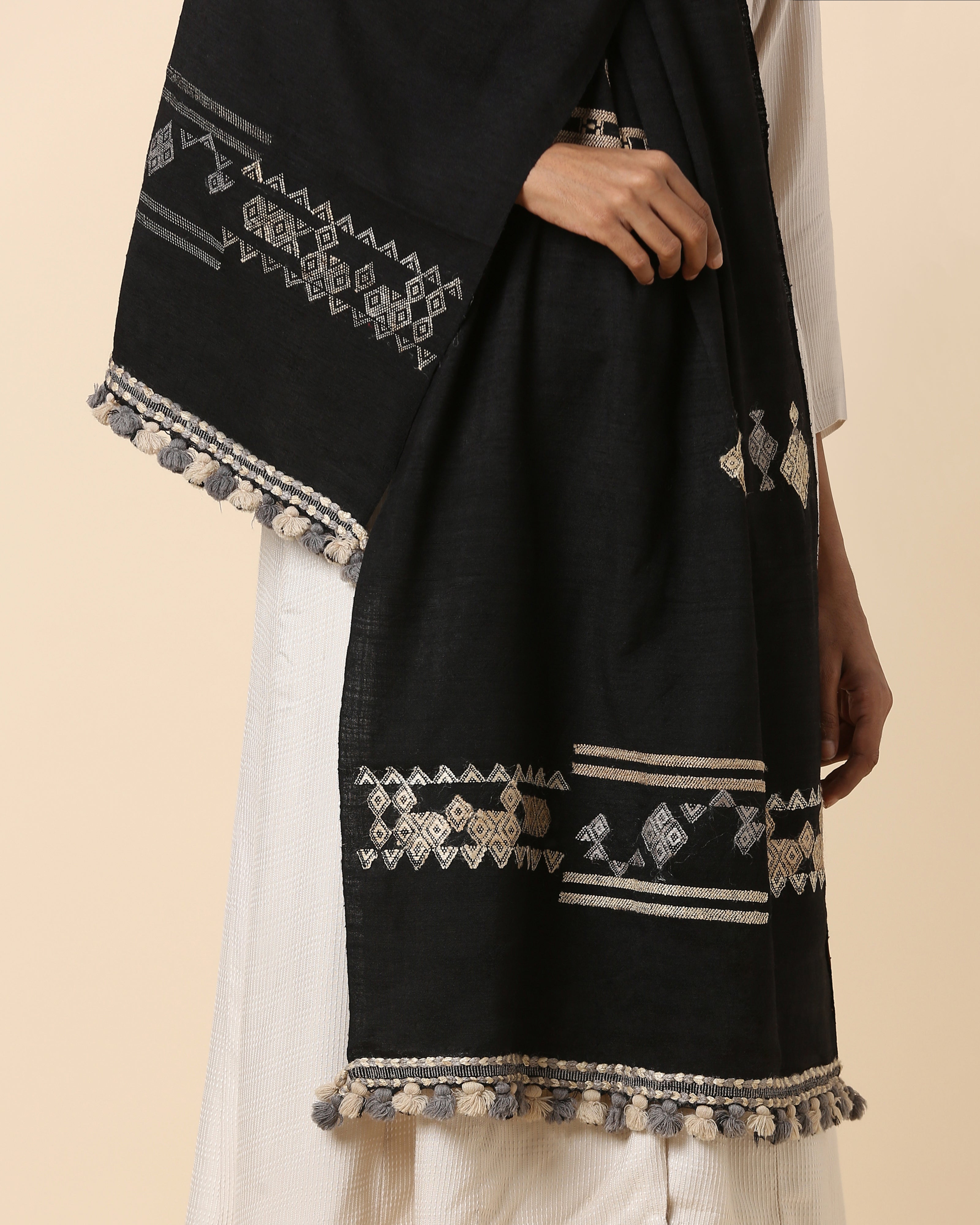 Urja Bhujodi Extra Weft Wool Silk Stole