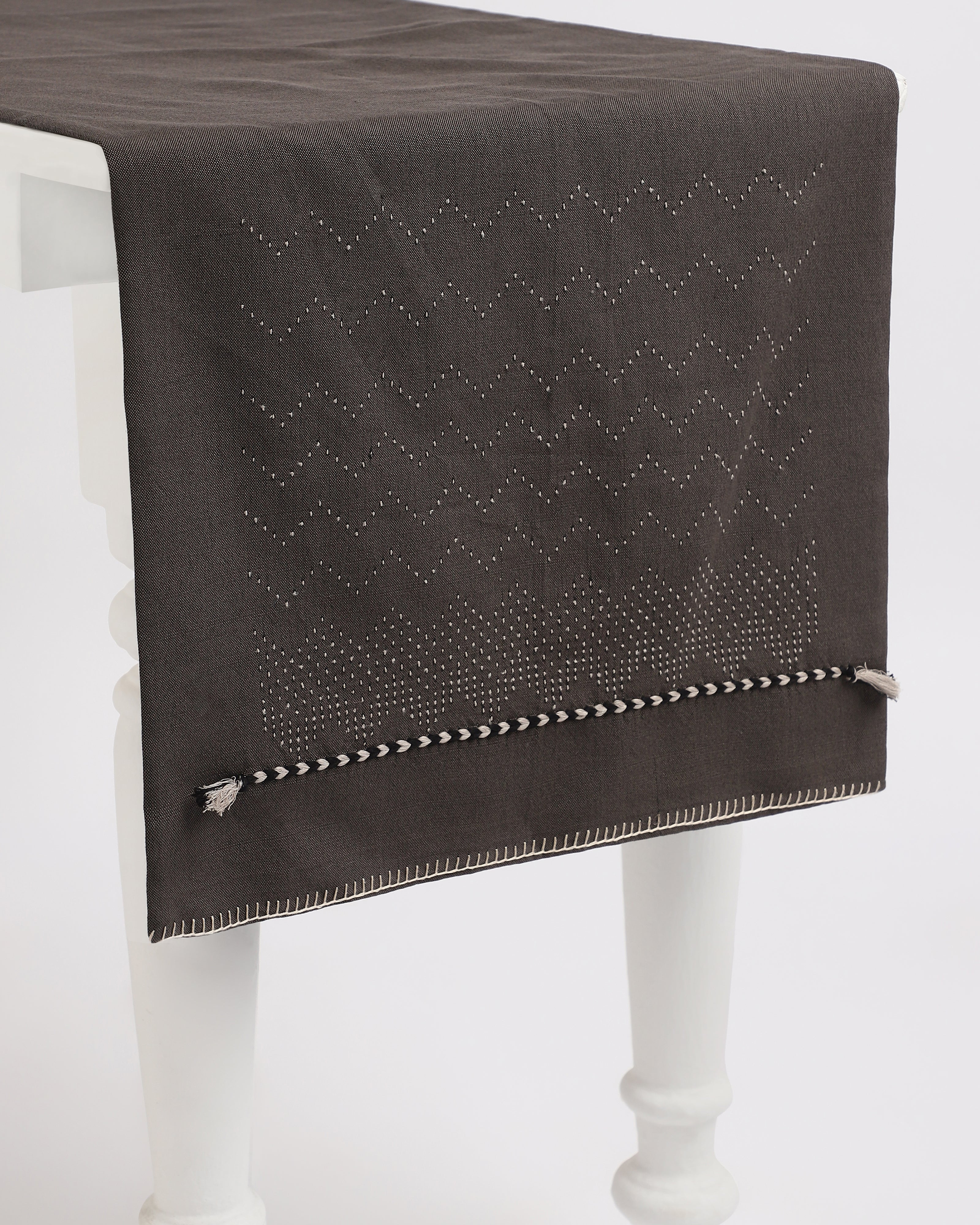 Asi Bhujodi Tangalia Cotton Table Runner